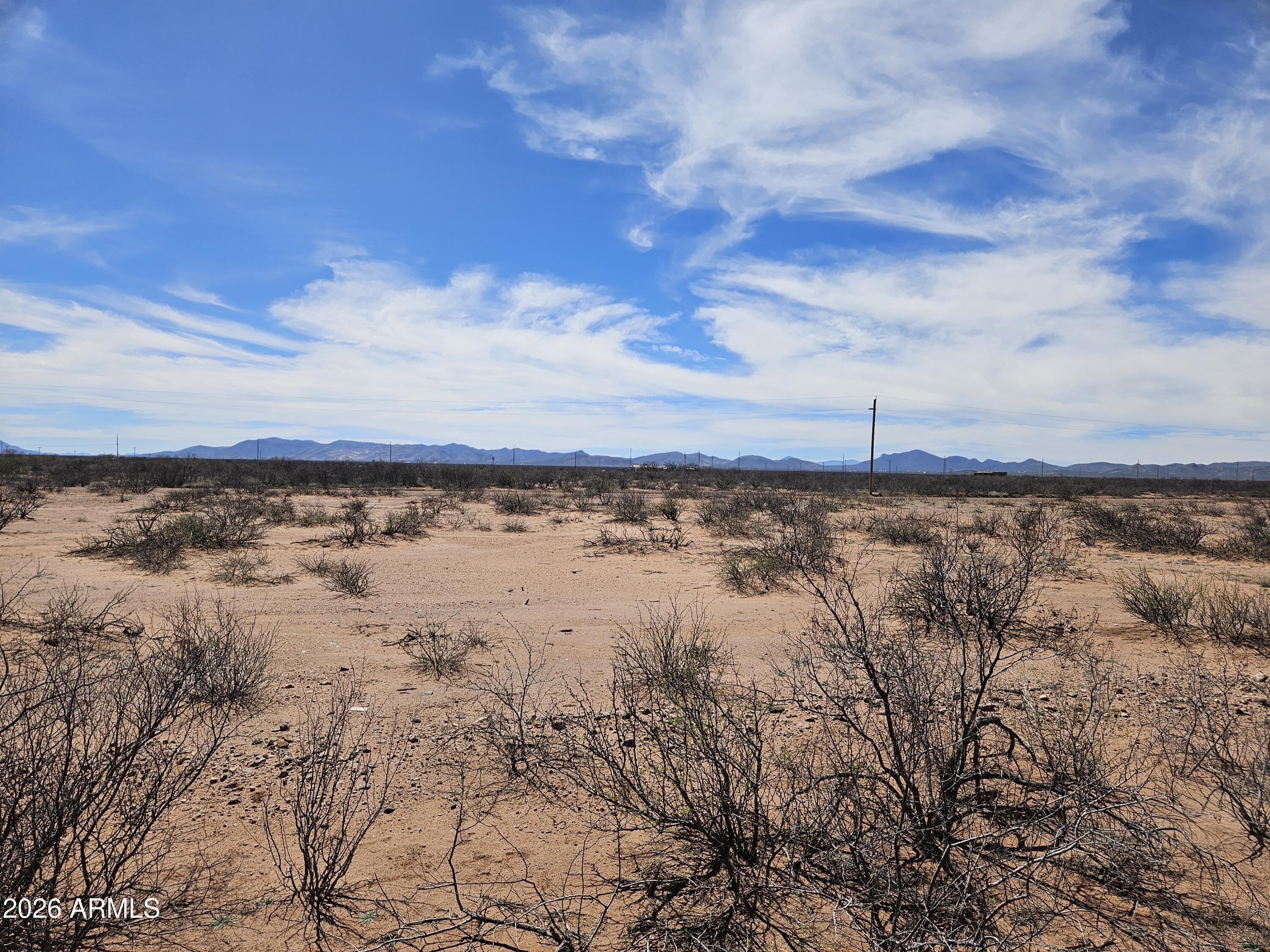 Residential lot # 953 priced to sell! Peace and quiet just 10 min from Douglas, but close to all city amenities.