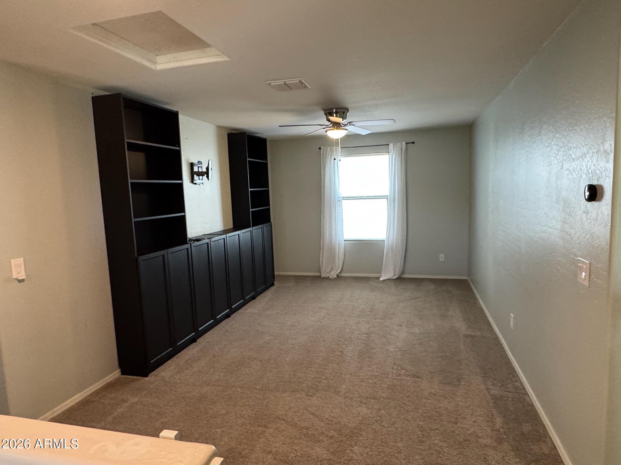 DAHLIA POINTE - Residential