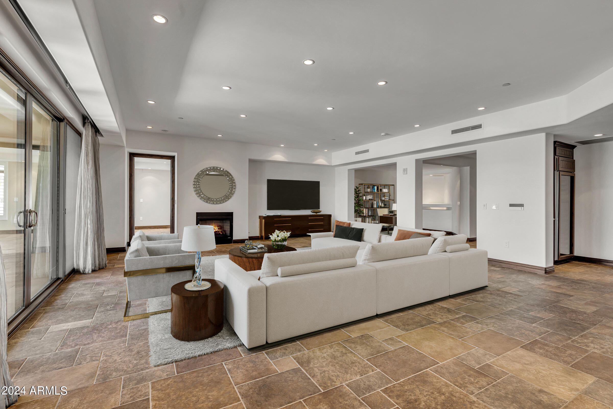 SCOTTSDALE WATERFRONT RESIDENCES CONDOMINIUM - Residential