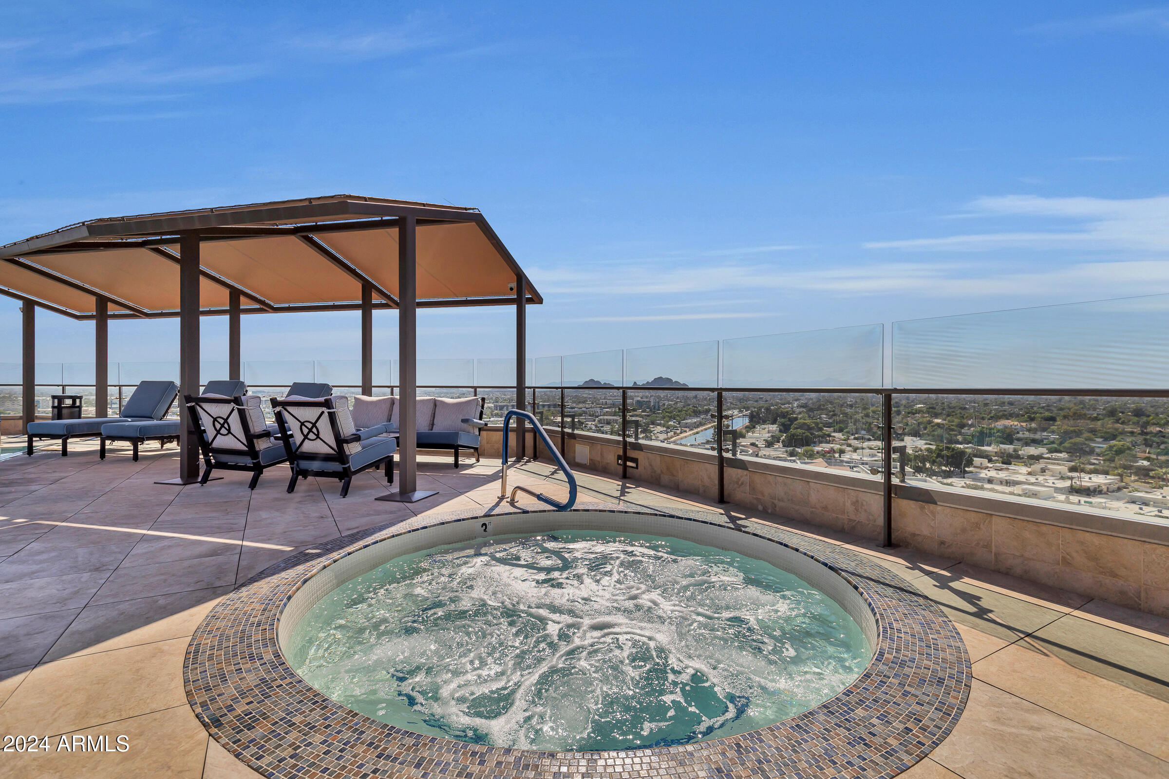 SCOTTSDALE WATERFRONT RESIDENCES CONDOMINIUM - Residential