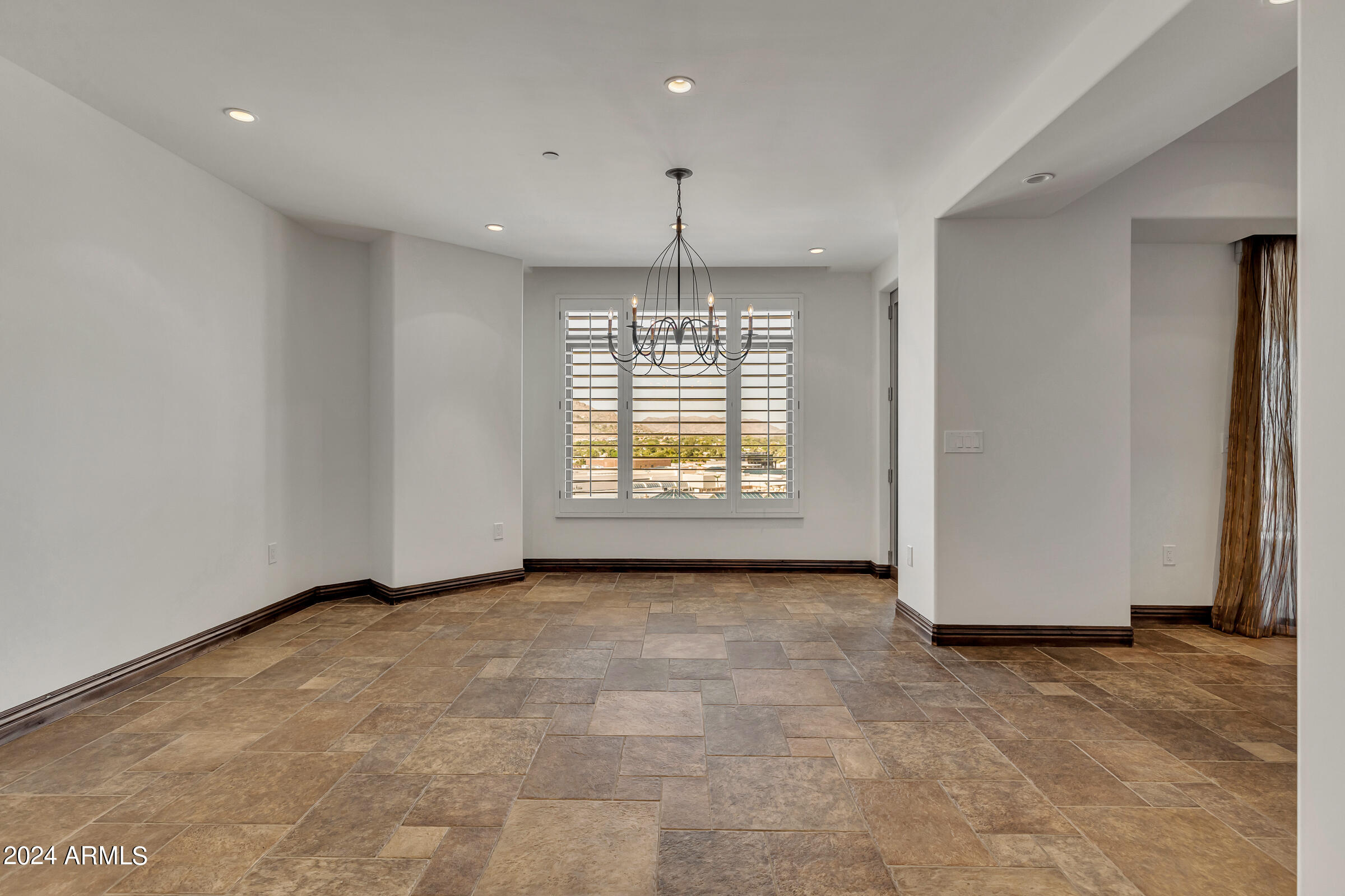 SCOTTSDALE WATERFRONT RESIDENCES CONDOMINIUM - Residential