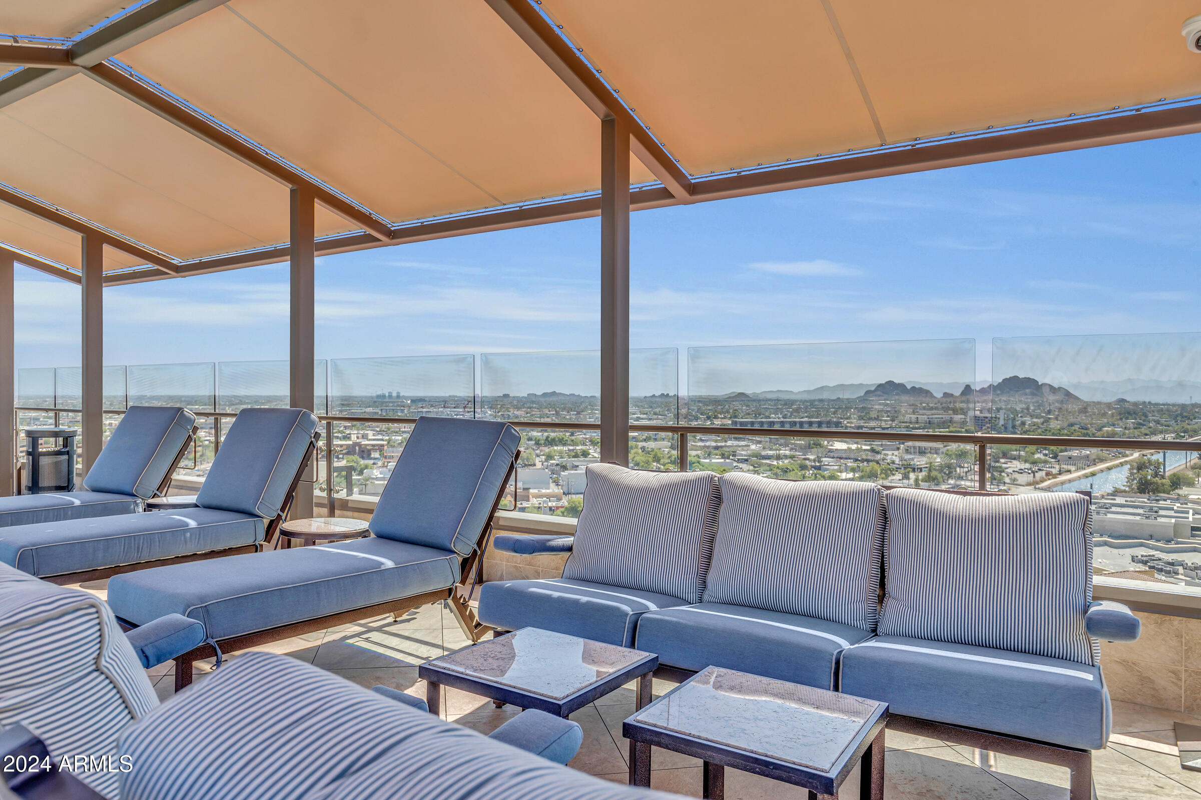 SCOTTSDALE WATERFRONT RESIDENCES CONDOMINIUM - Residential