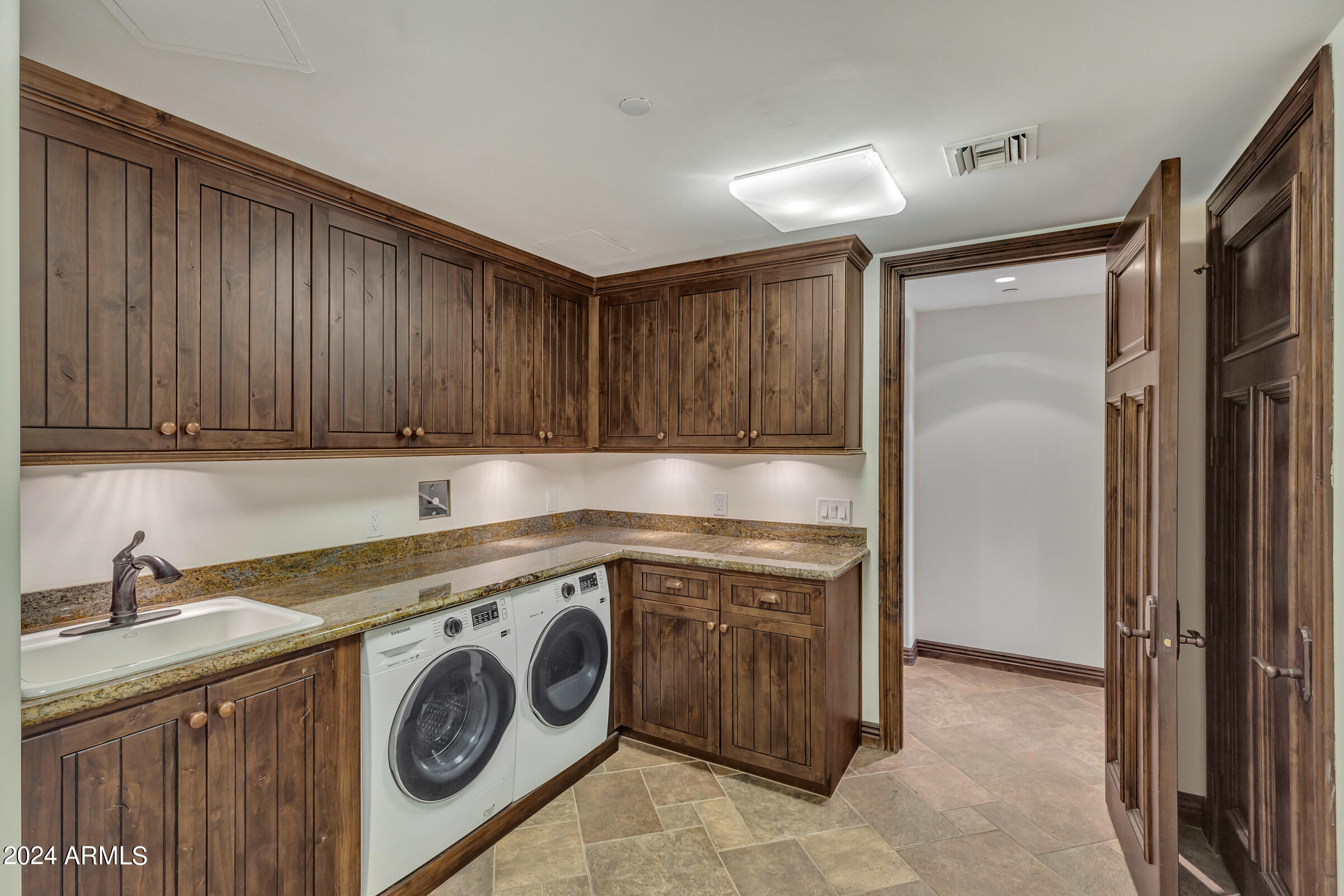 SCOTTSDALE WATERFRONT RESIDENCES CONDOMINIUM - Residential