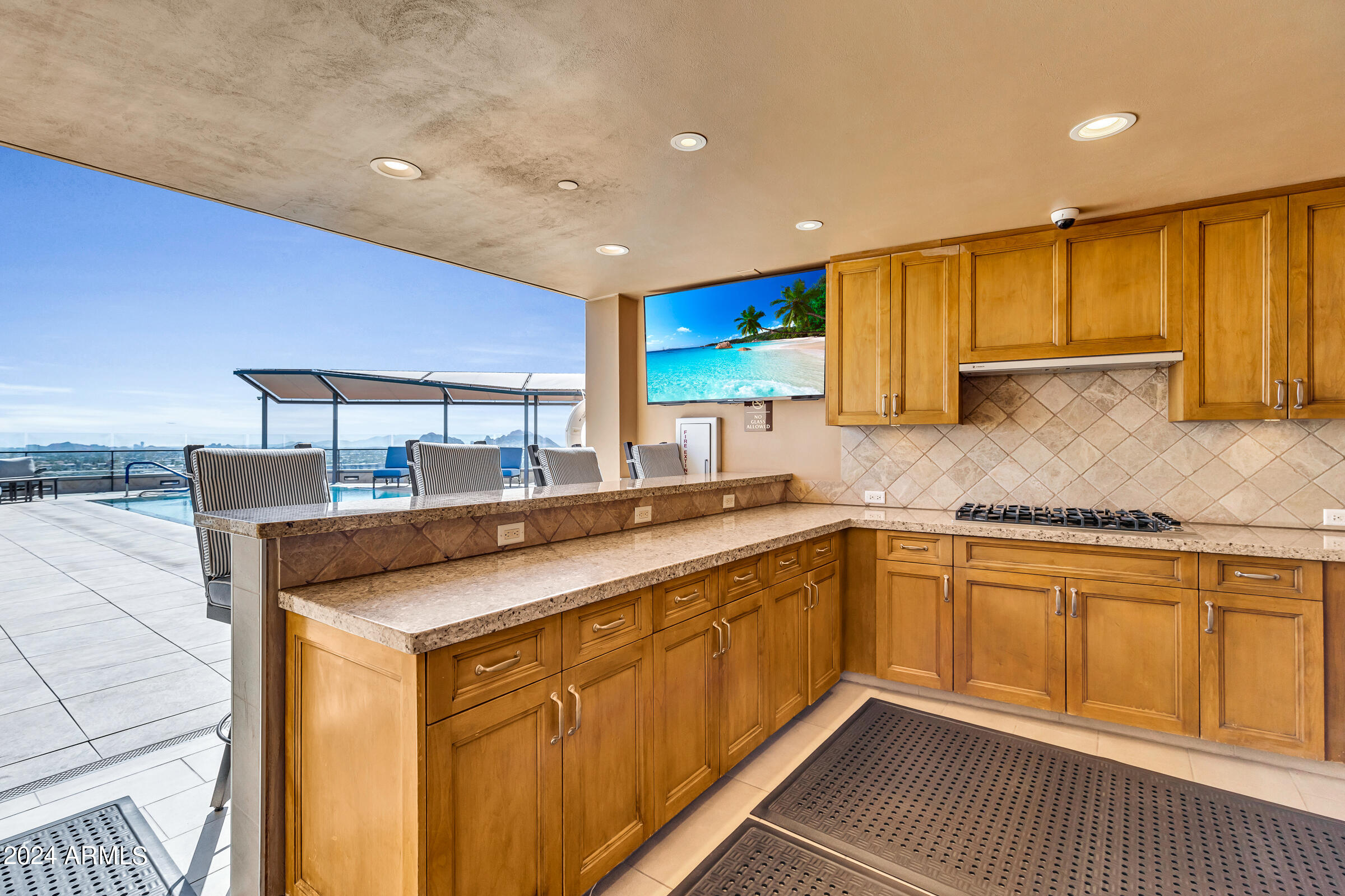 SCOTTSDALE WATERFRONT RESIDENCES CONDOMINIUM - Residential