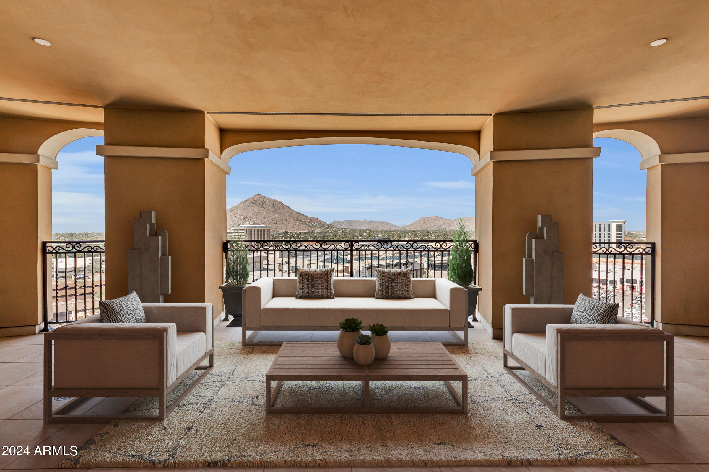 SCOTTSDALE WATERFRONT RESIDENCES CONDOMINIUM - Residential