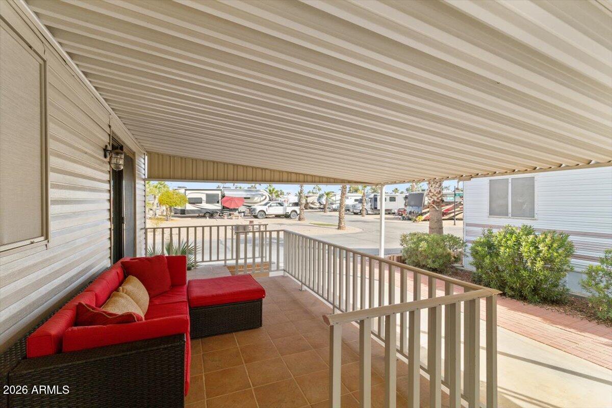 PUEBLO EL MIRAGE RV RESORT - Residential