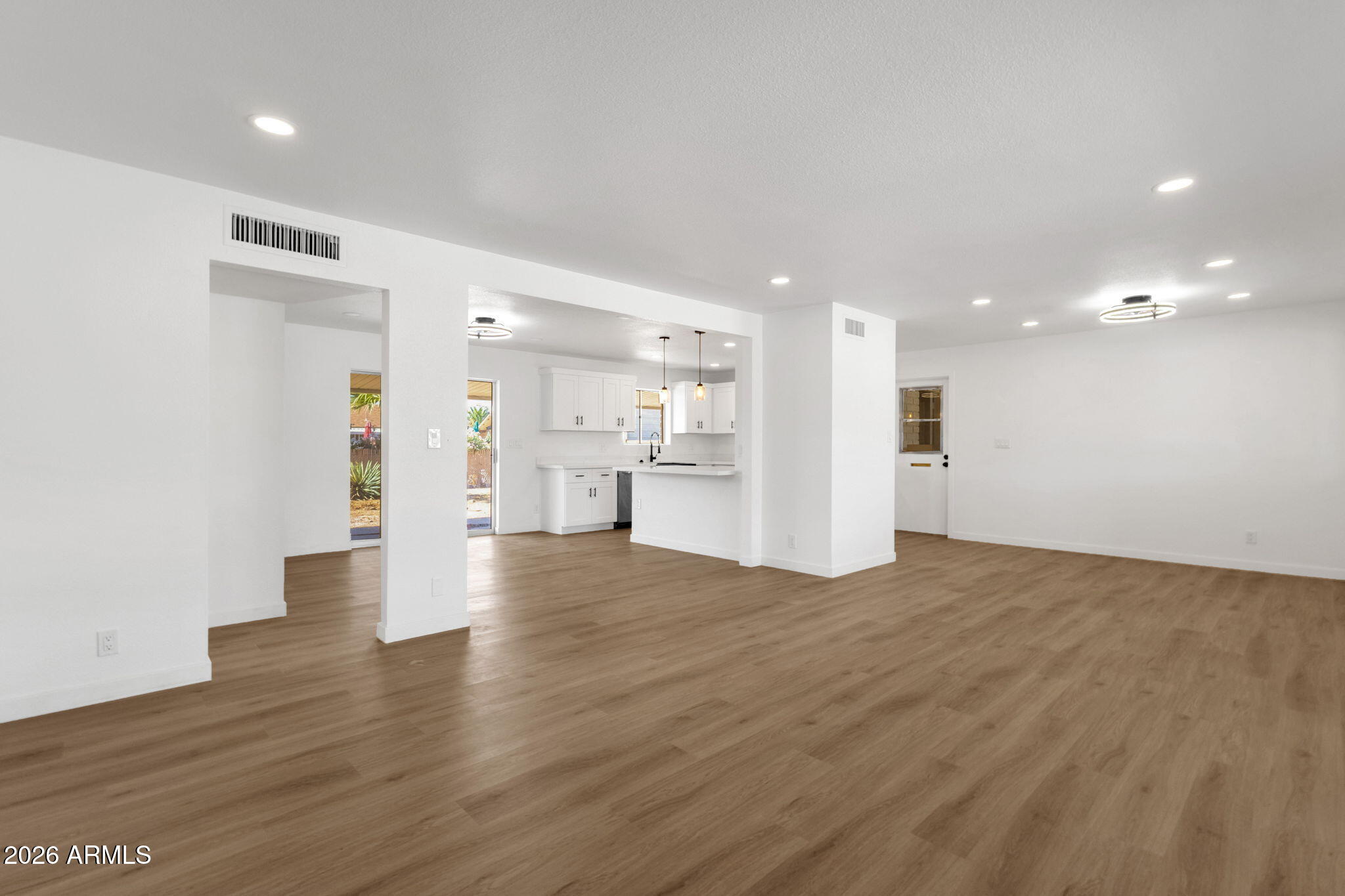 DREAMLAND VILLA - Residential