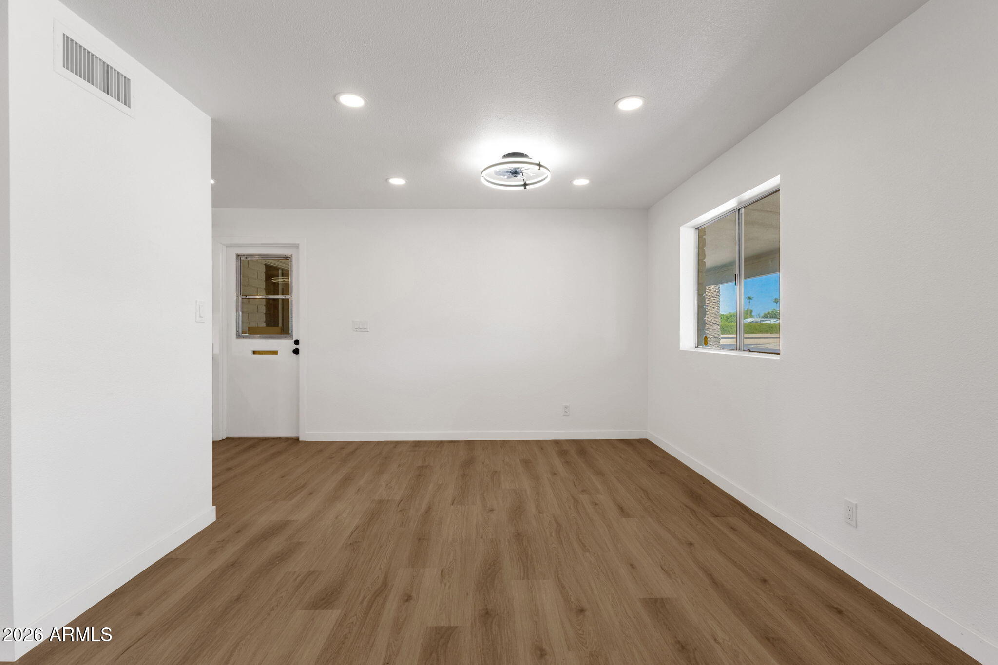 DREAMLAND VILLA - Residential