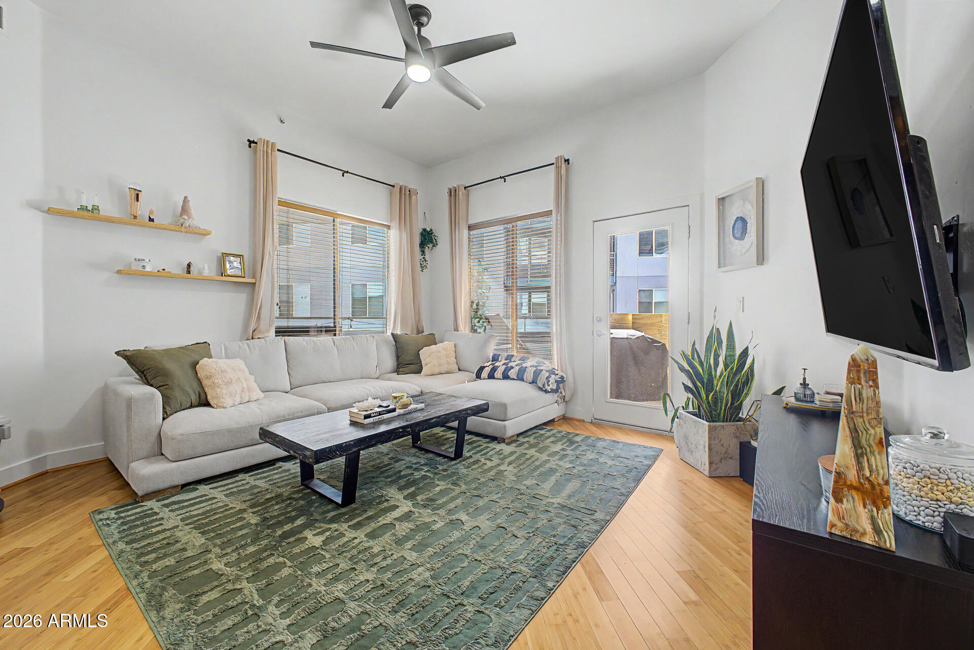 NORTH SHORE CONDOMINIUM 1 - Residential