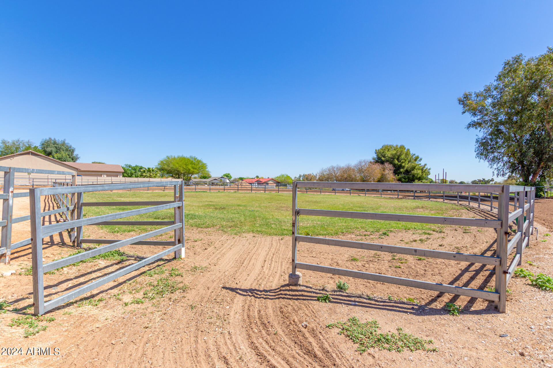 ROMOLA OF ARIZONA GRAPE FRUIT UNIT NO. 42 RESUBDIV - Residential
