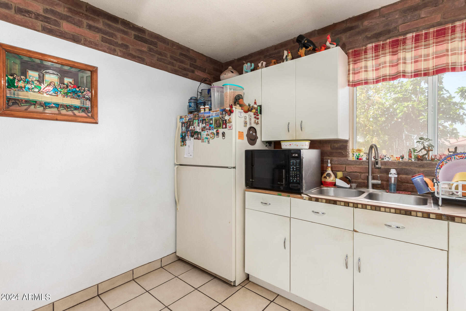 ROMOLA OF ARIZONA GRAPE FRUIT UNIT NO. 42 RESUBDIV - Residential