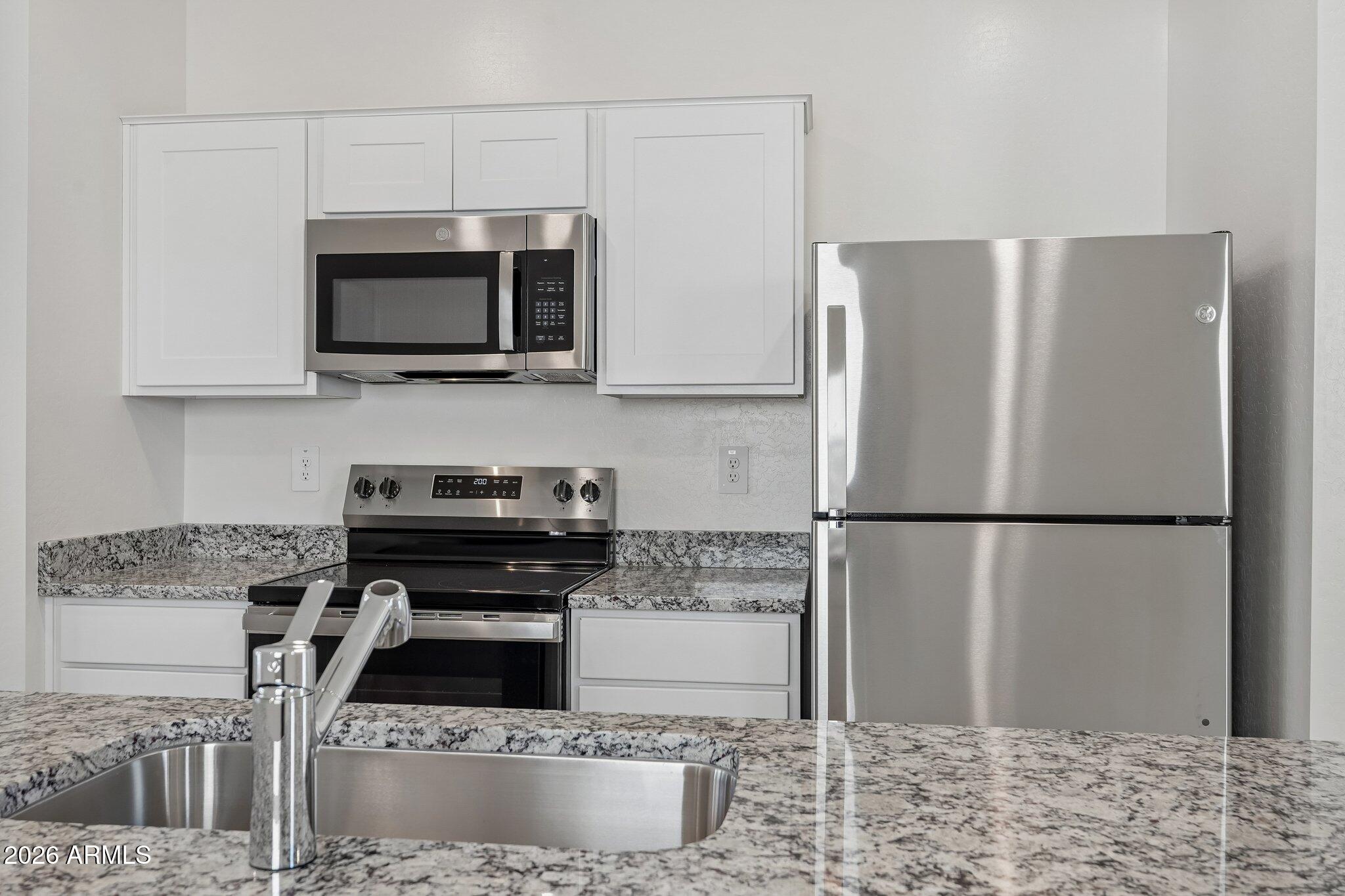 STONEBRIDGE MANOR - Residential