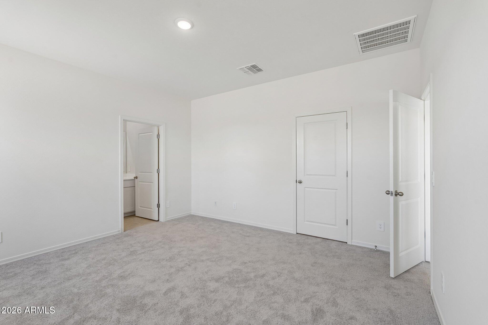 STONEBRIDGE MANOR - Residential