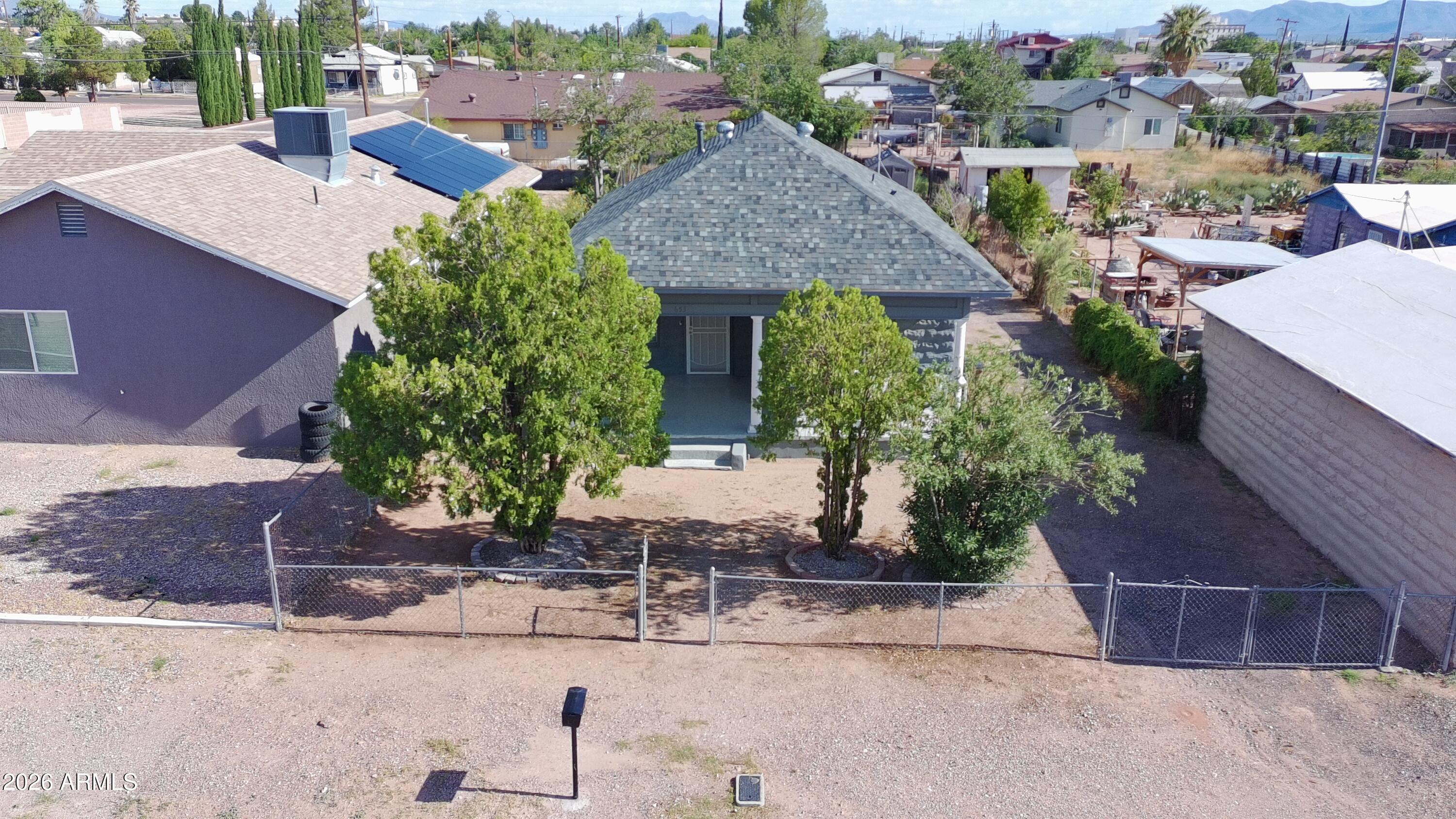 DOUGLAS - Residential
