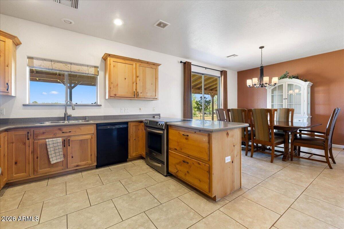 SHADOW MEADOWS UNIT 1 - Residential