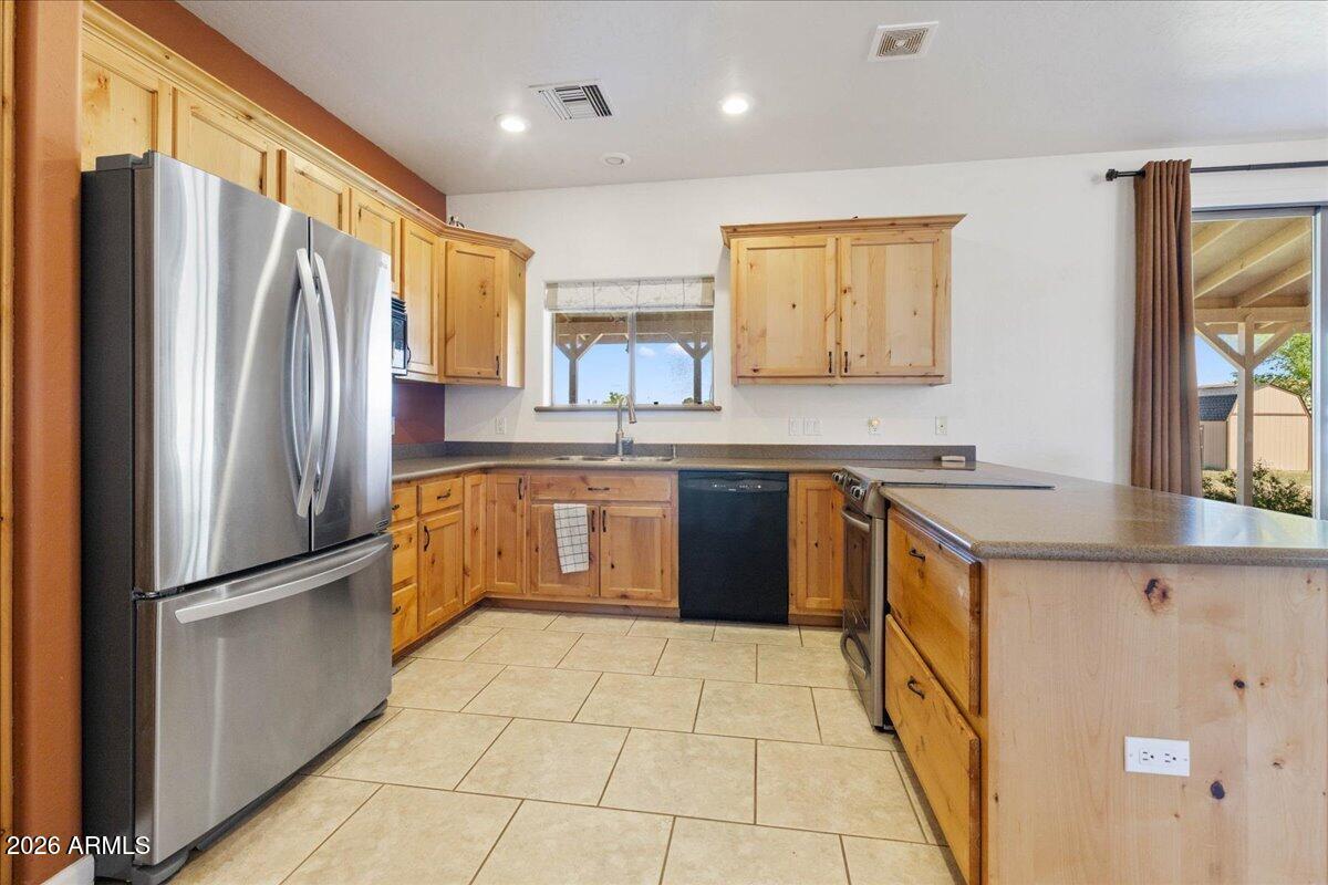 SHADOW MEADOWS UNIT 1 - Residential