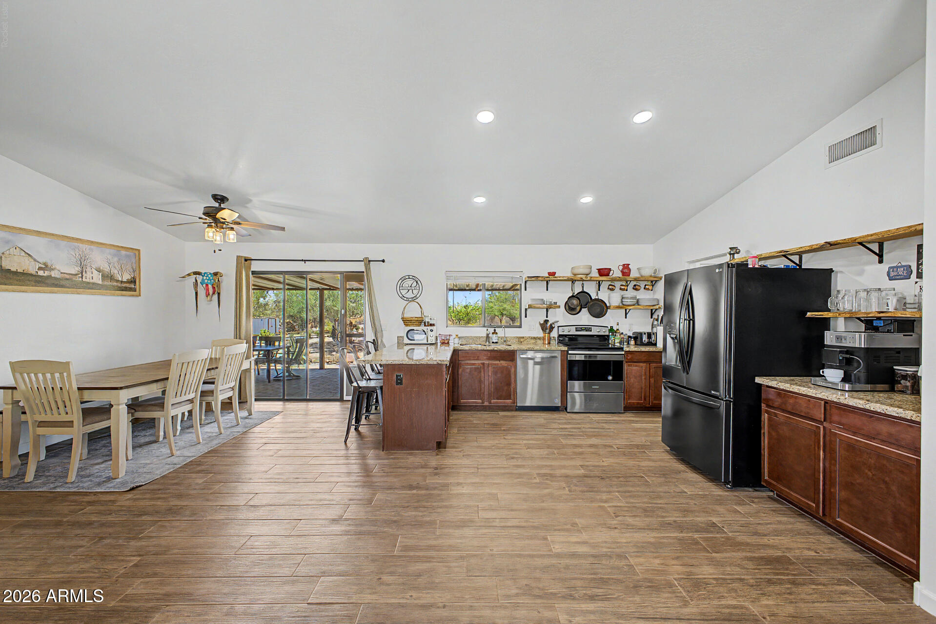 DOVE VALLEY - Residential