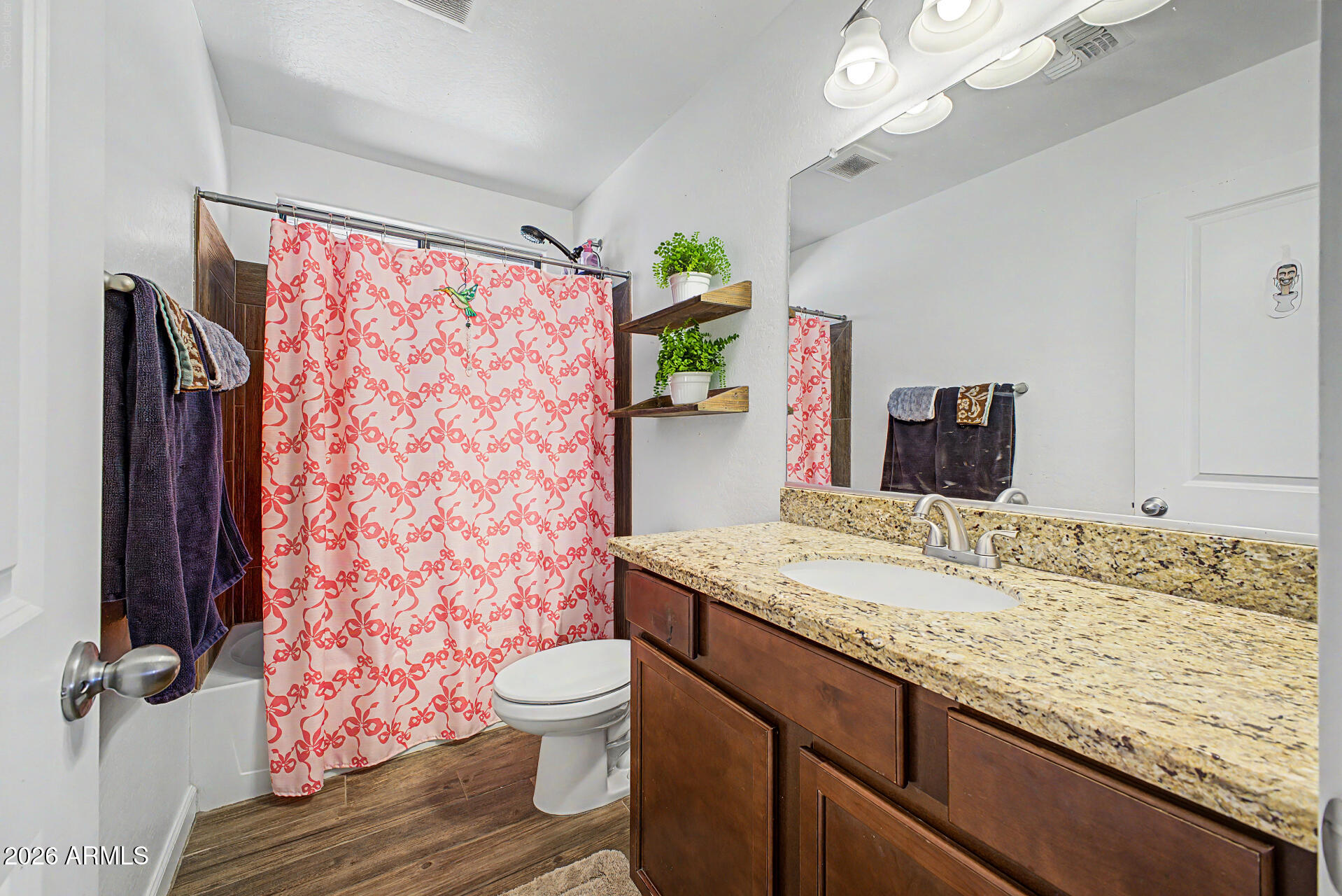 DOVE VALLEY - Residential