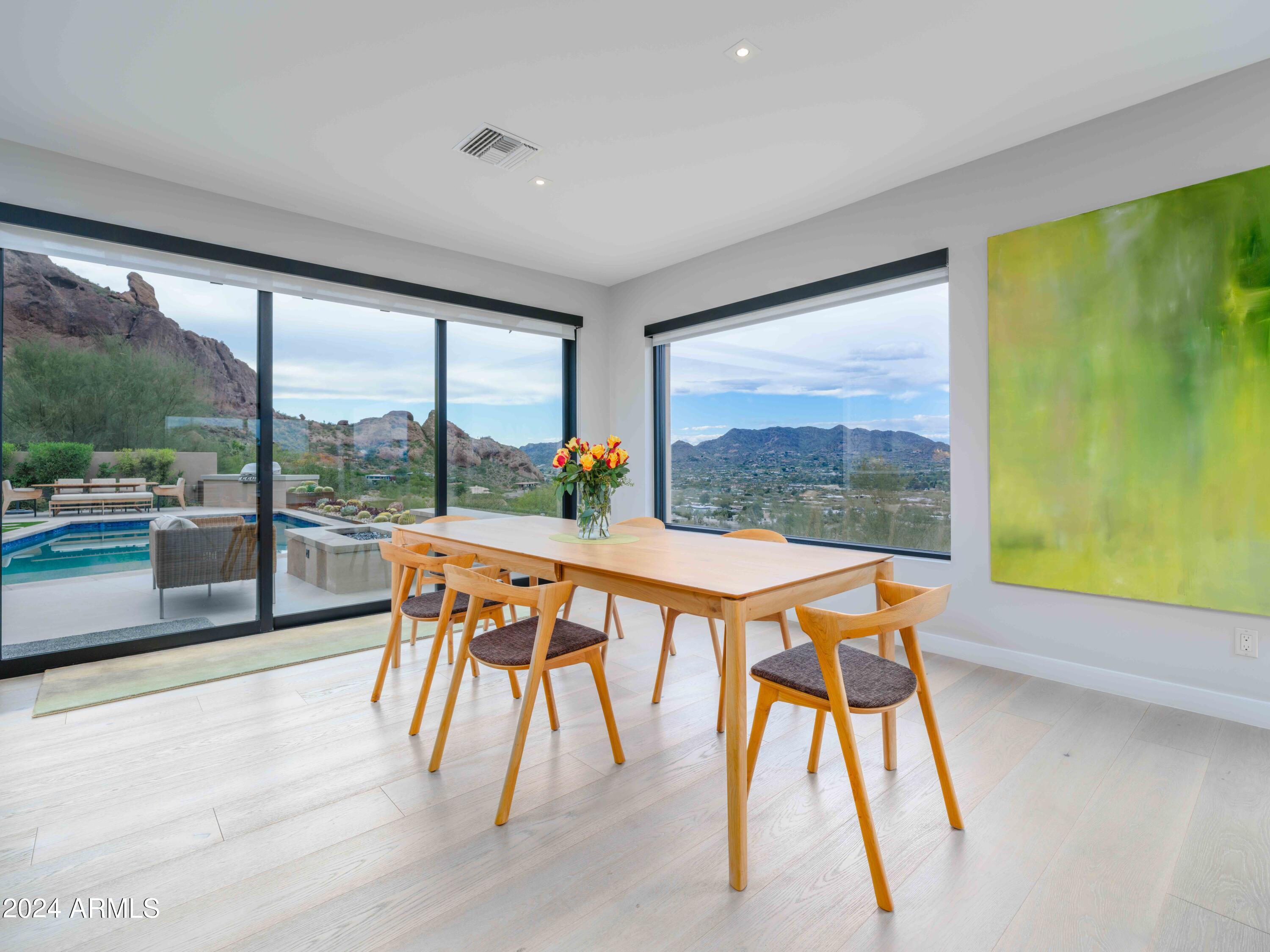 STONE CANYON EAST - Residential