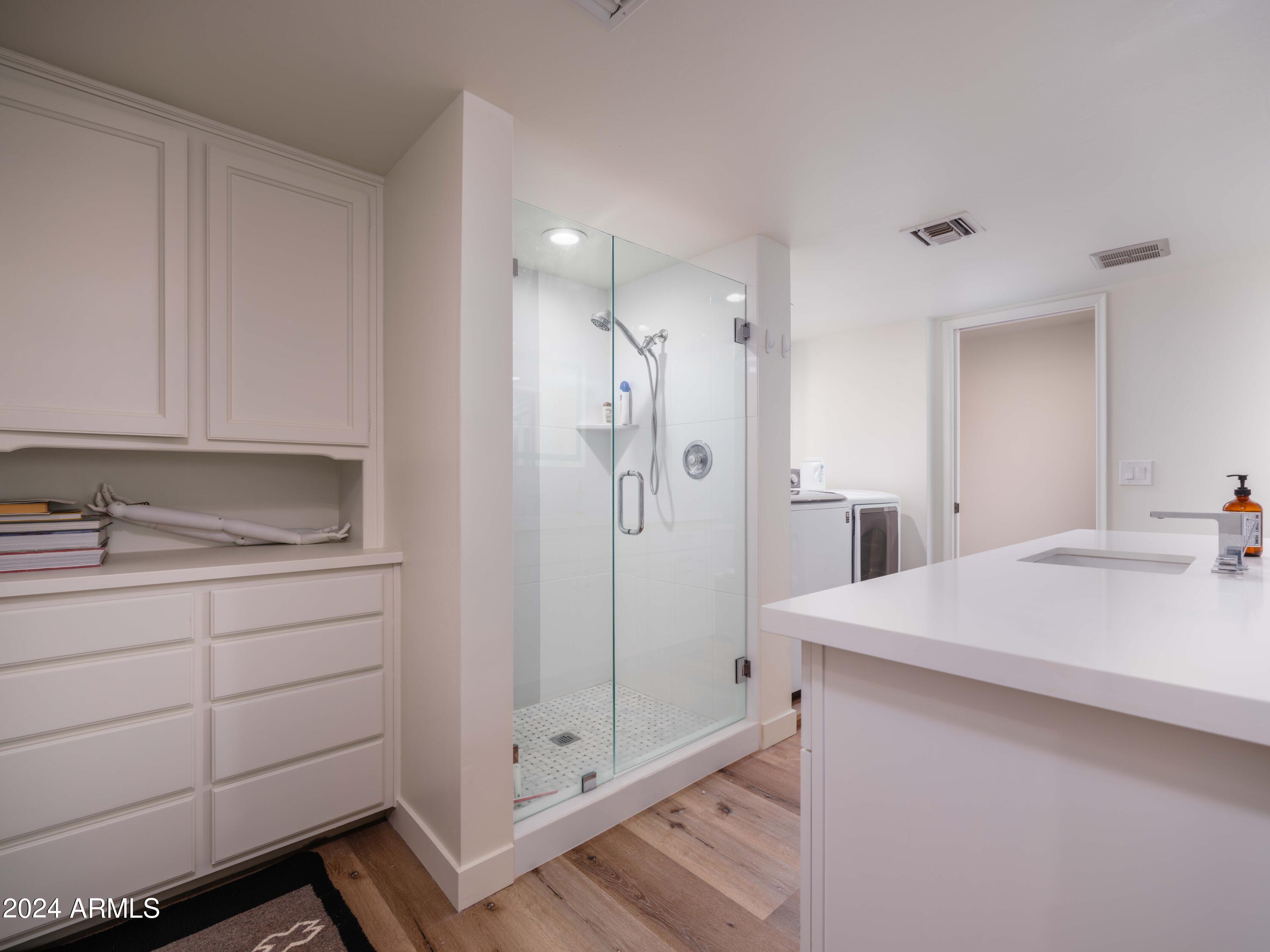 STONE CANYON EAST - Residential