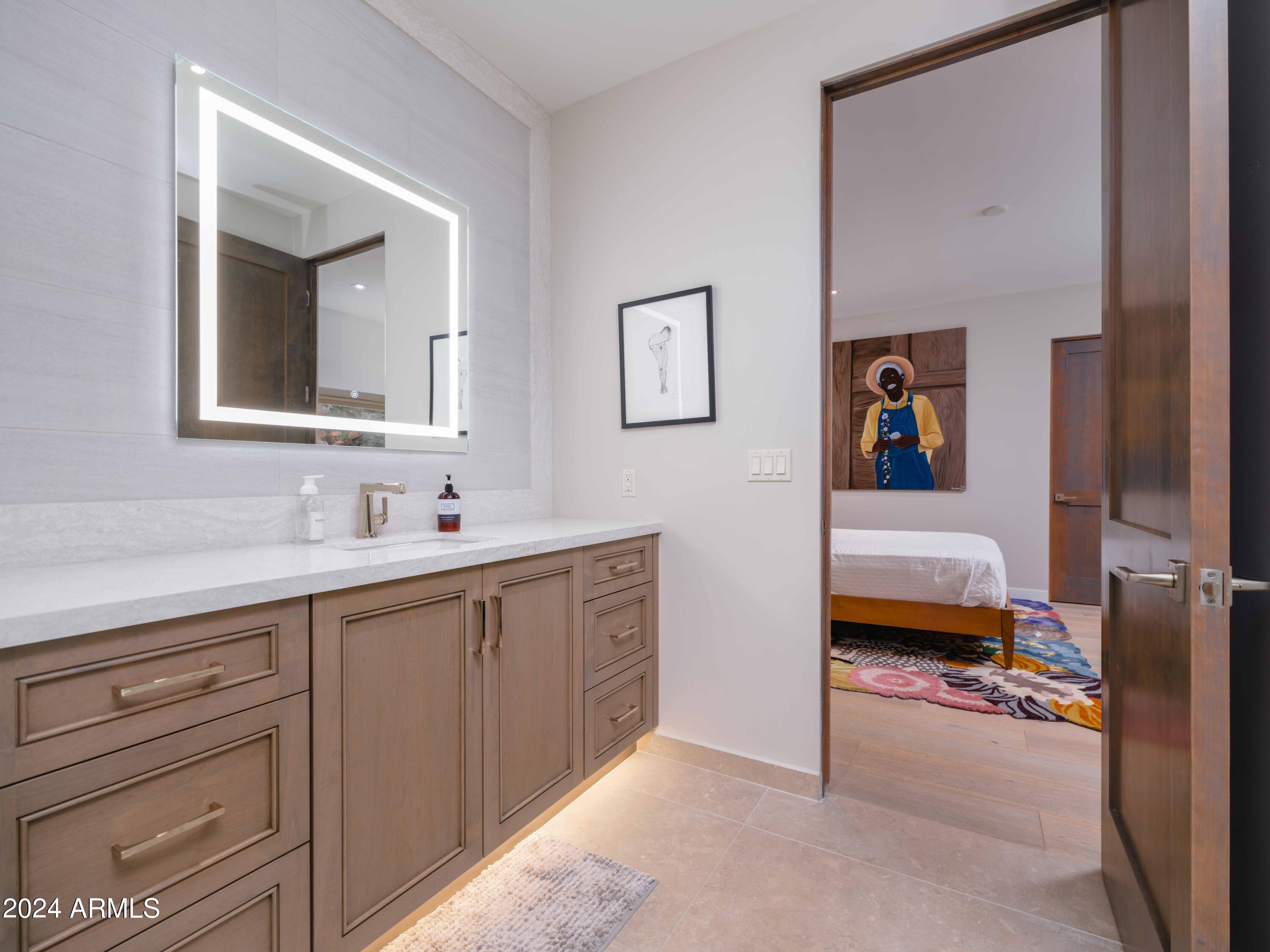 STONE CANYON EAST - Residential