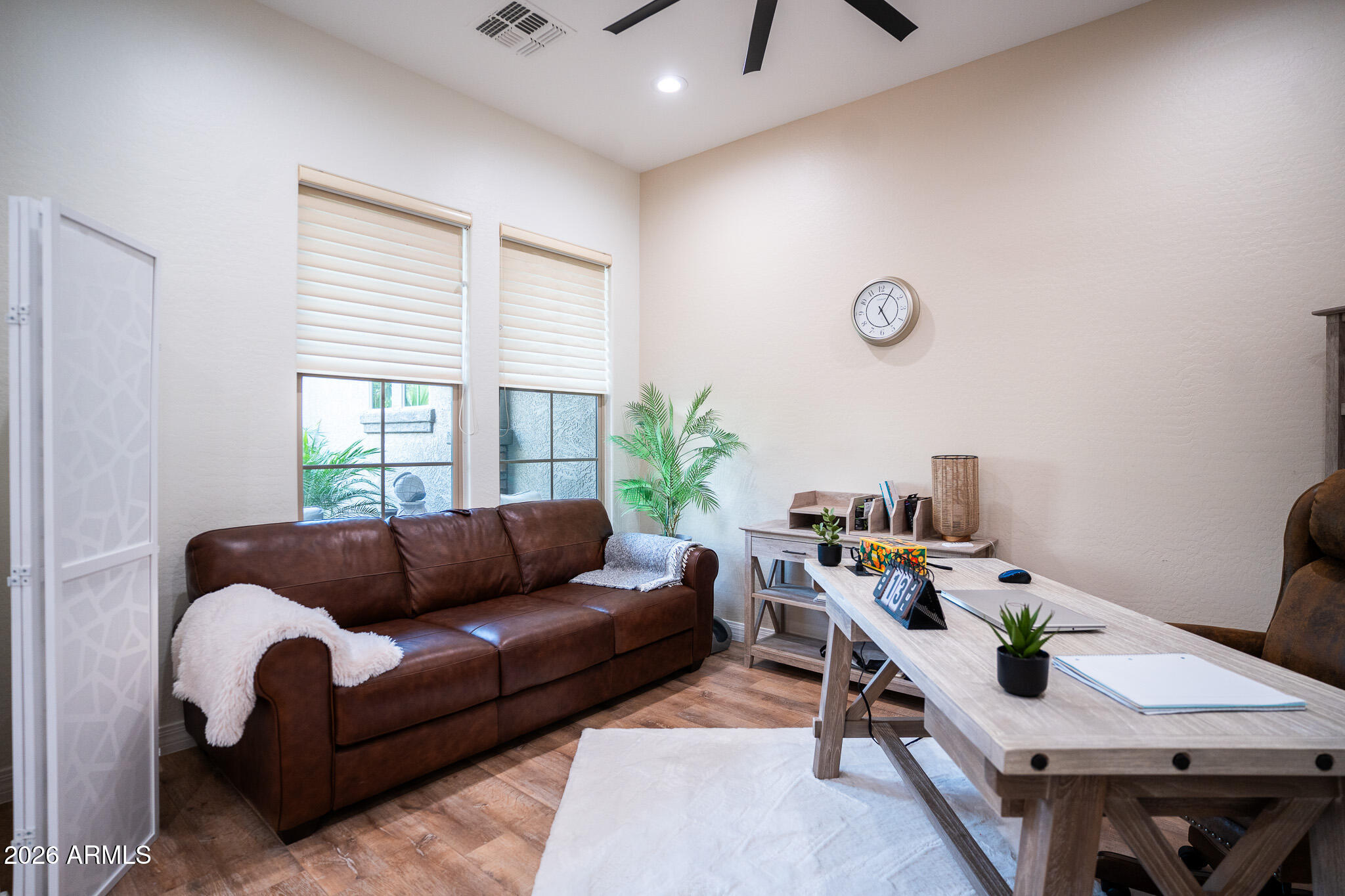 CABALLOS DEL RIO - Residential