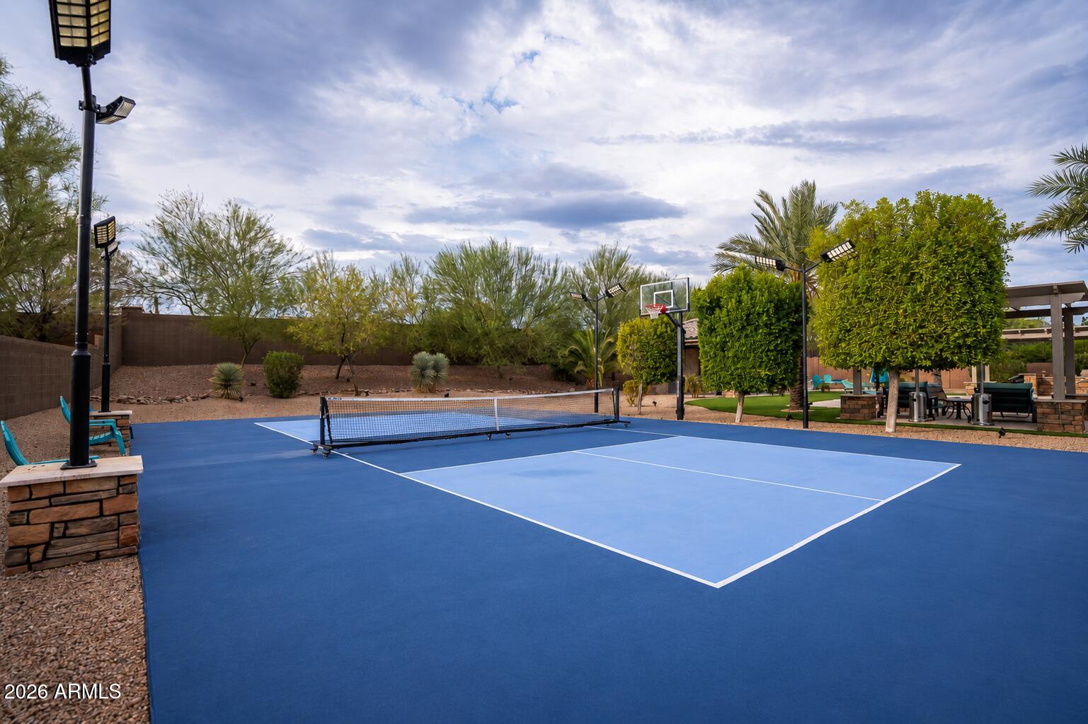 CABALLOS DEL RIO - Residential
