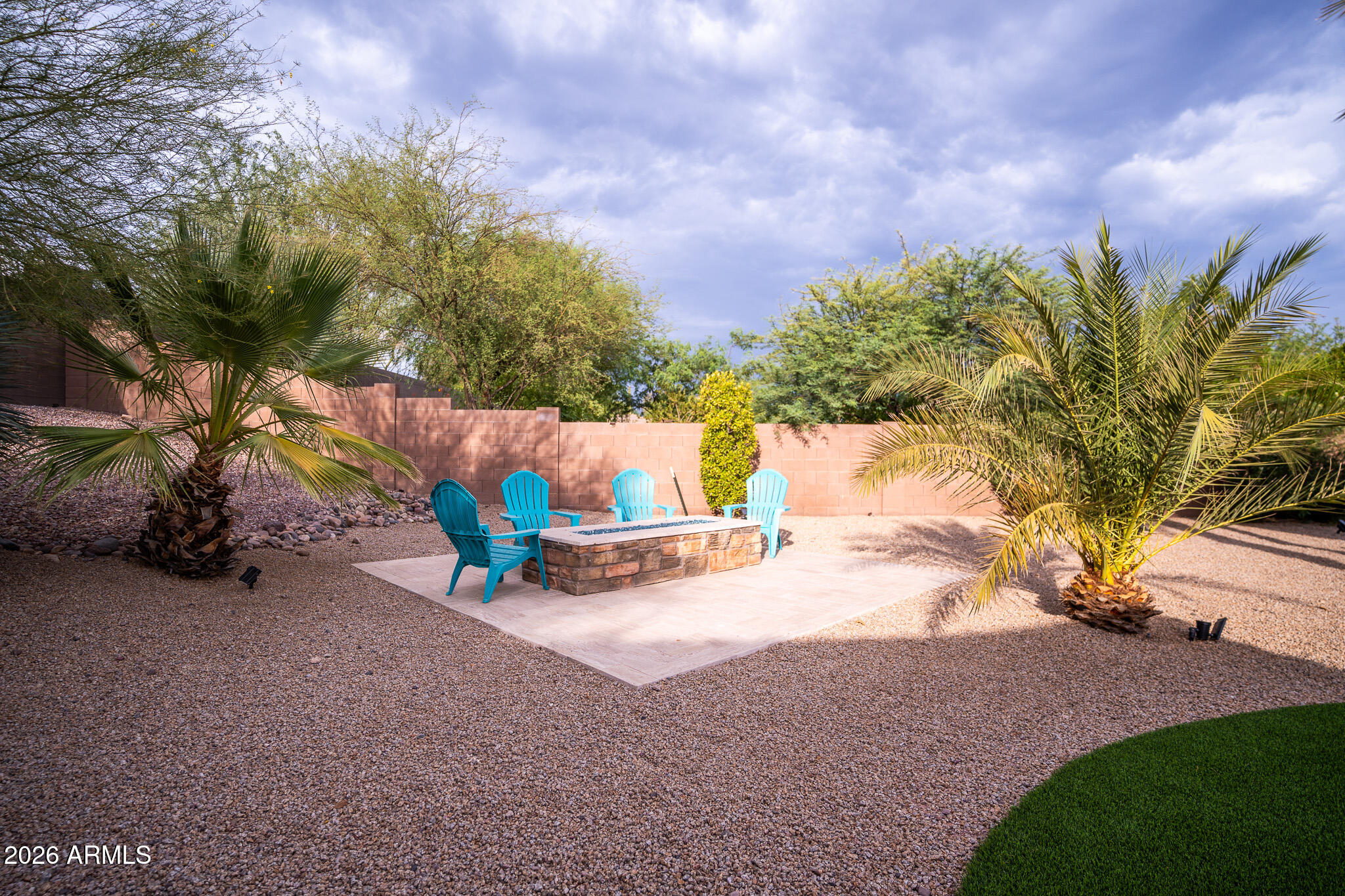 CABALLOS DEL RIO - Residential