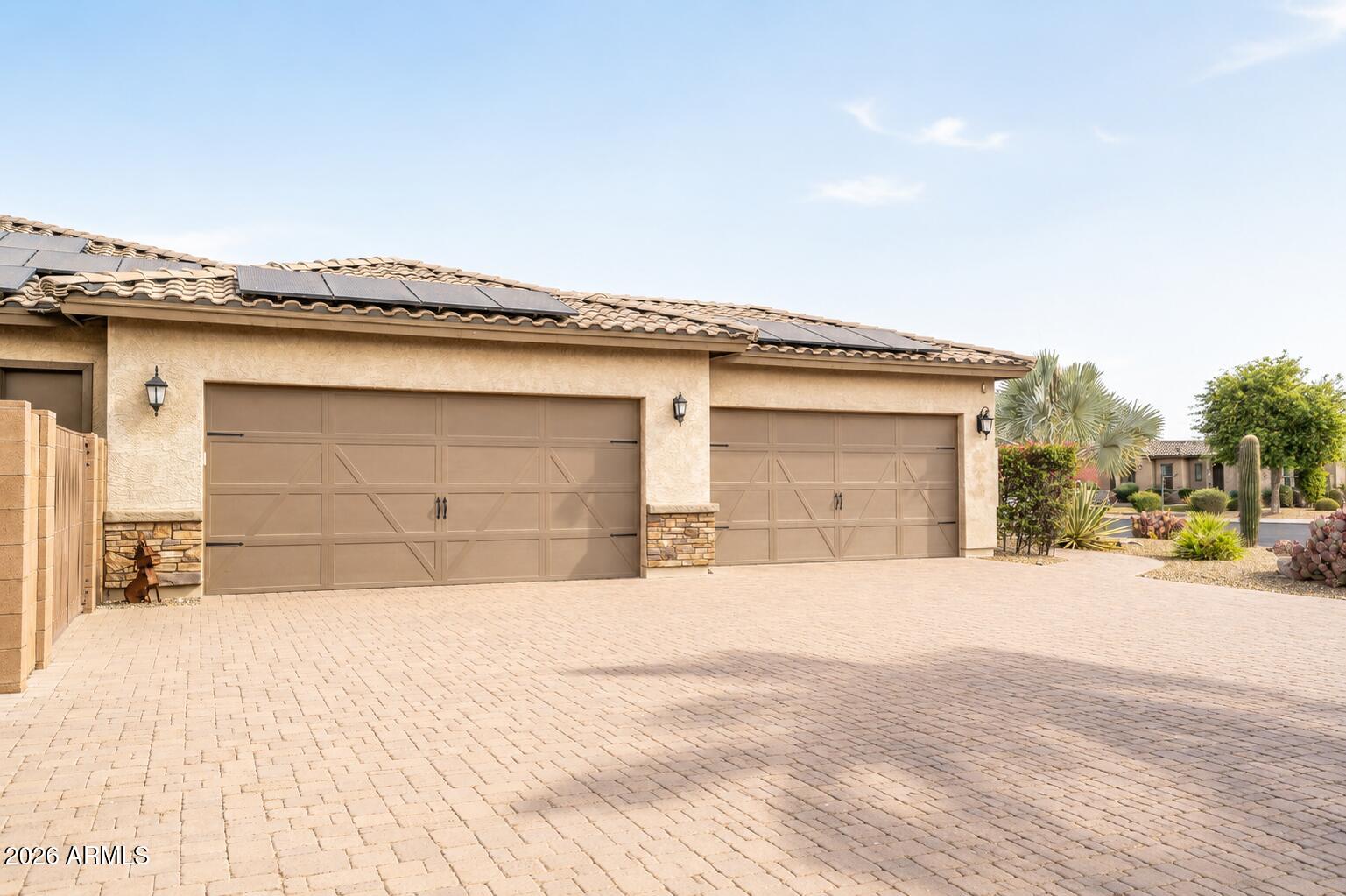 CABALLOS DEL RIO - Residential