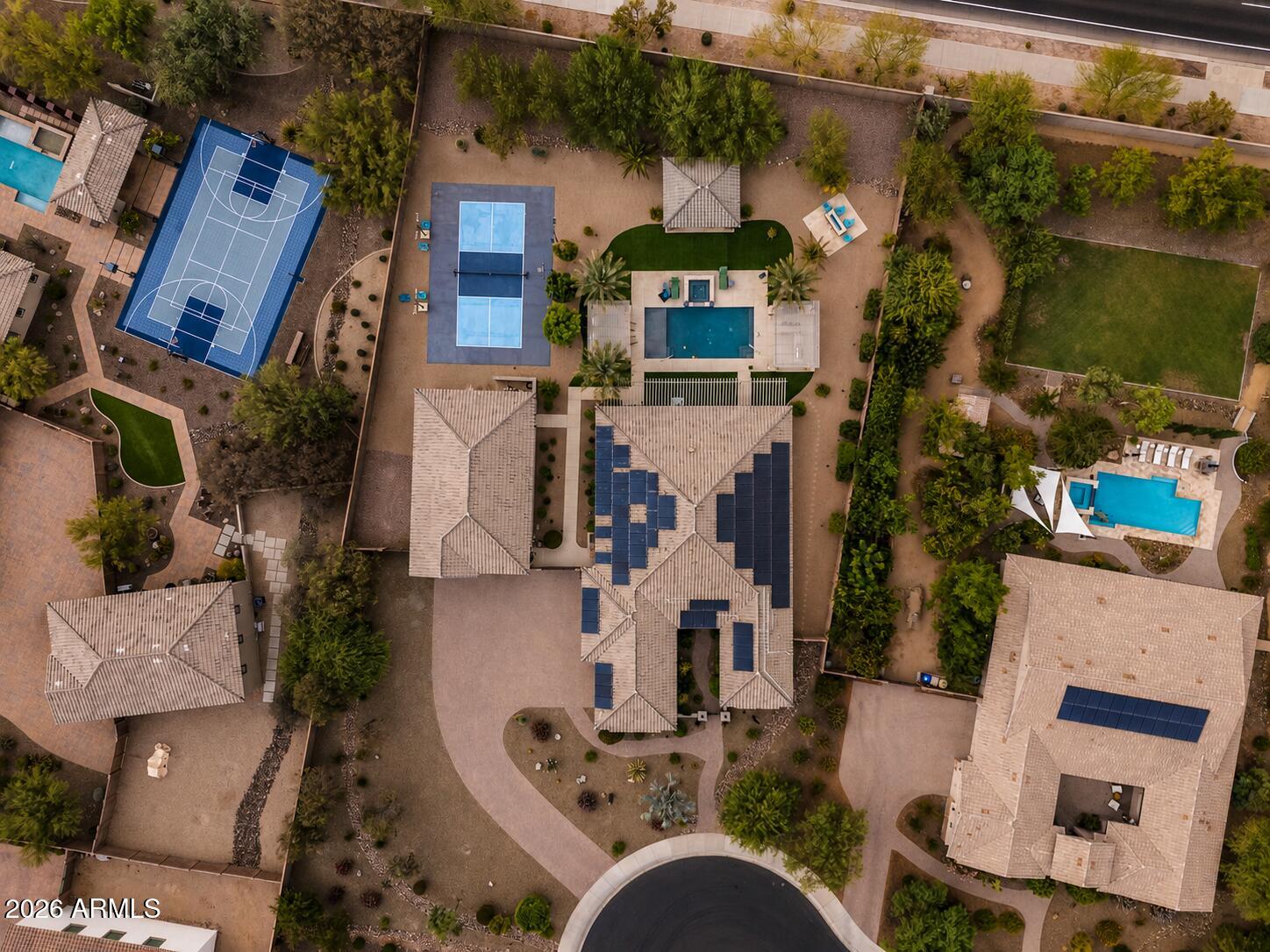 CABALLOS DEL RIO - Residential