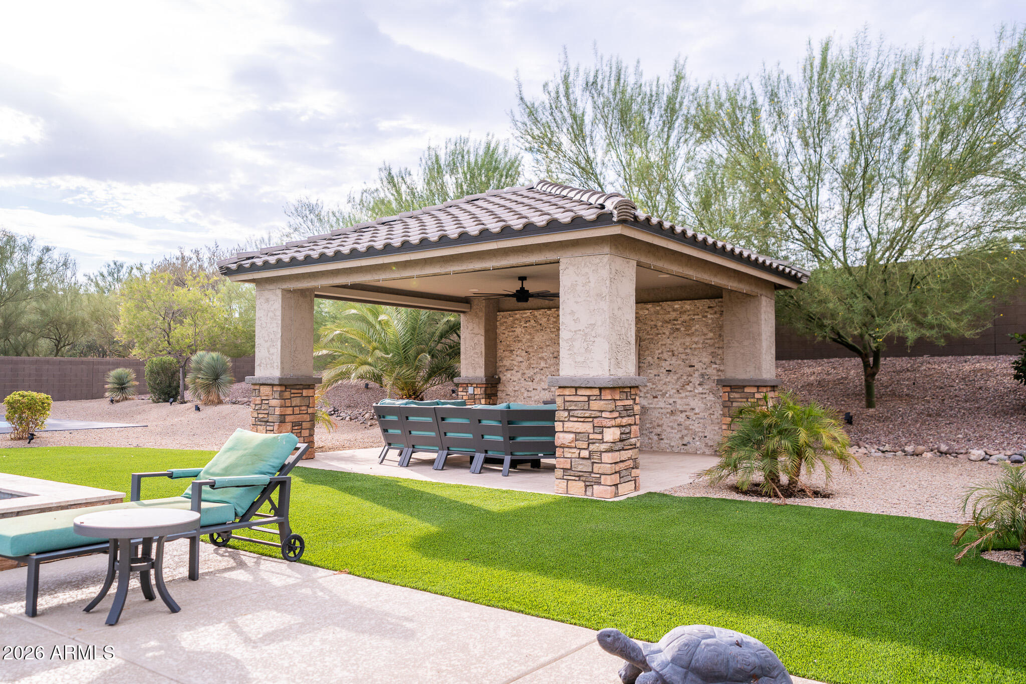 CABALLOS DEL RIO - Residential