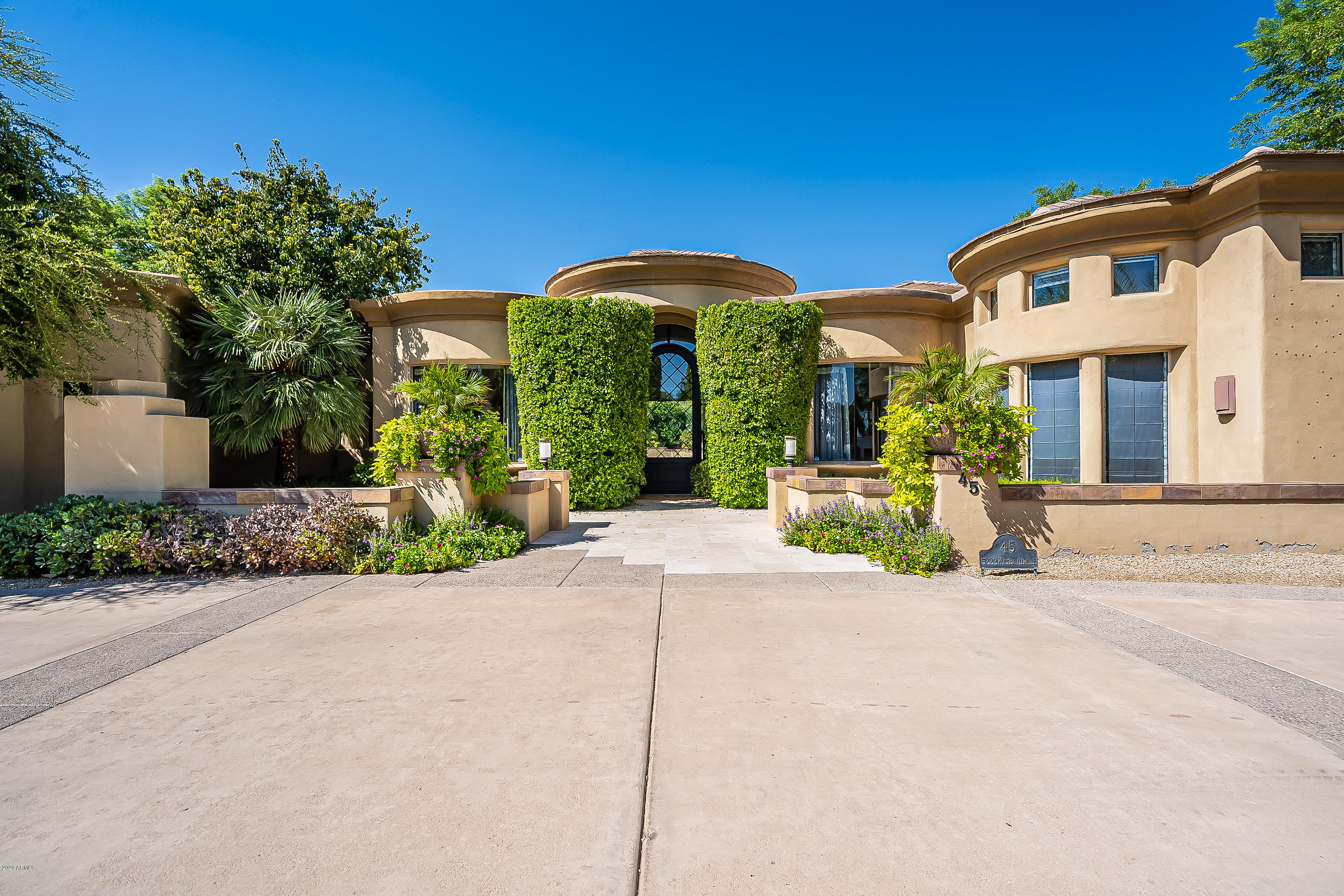 CASA BLANCA ESTATES LOT 20-37 & TR A - Residential