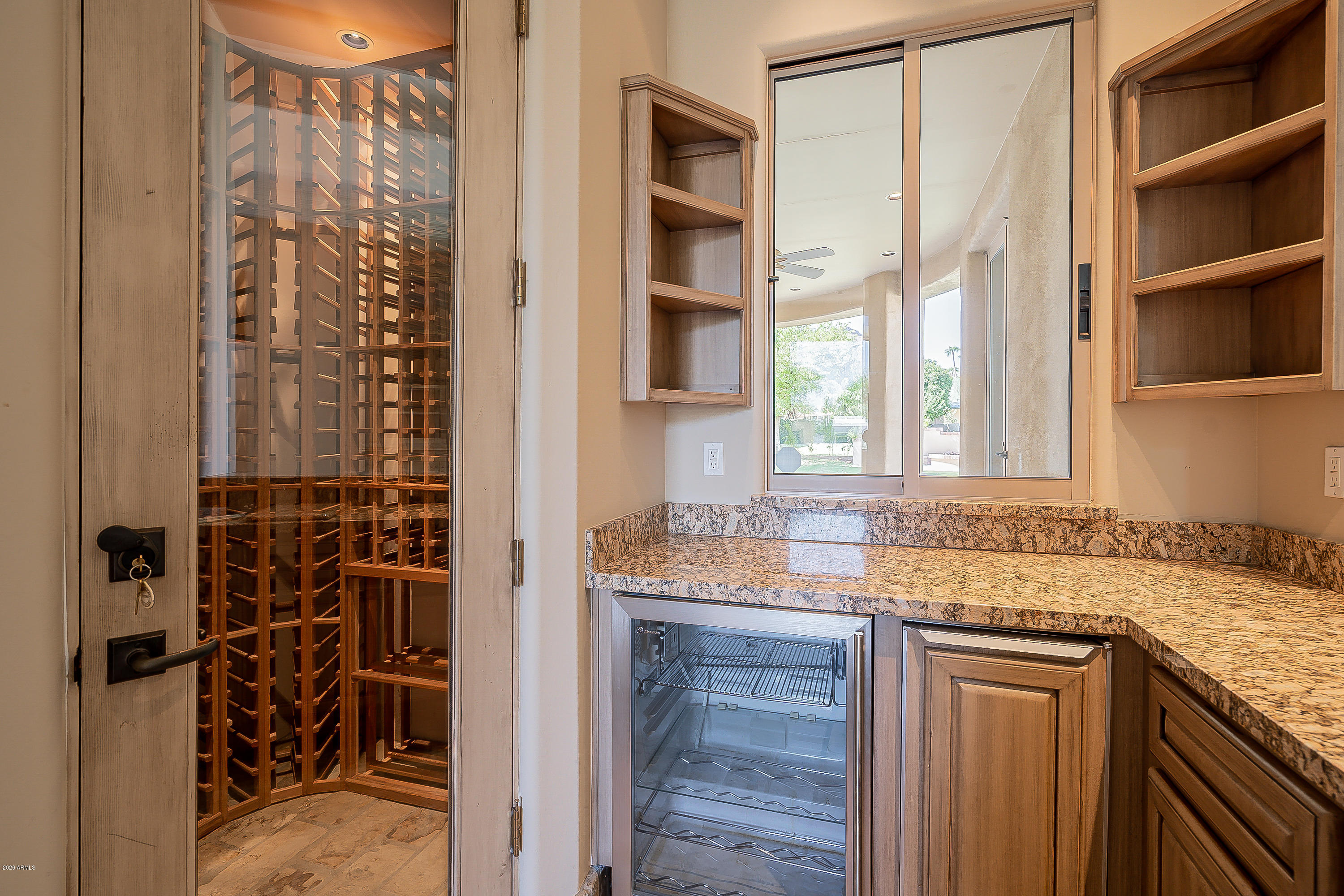 CASA BLANCA ESTATES LOT 20-37 & TR A - Residential