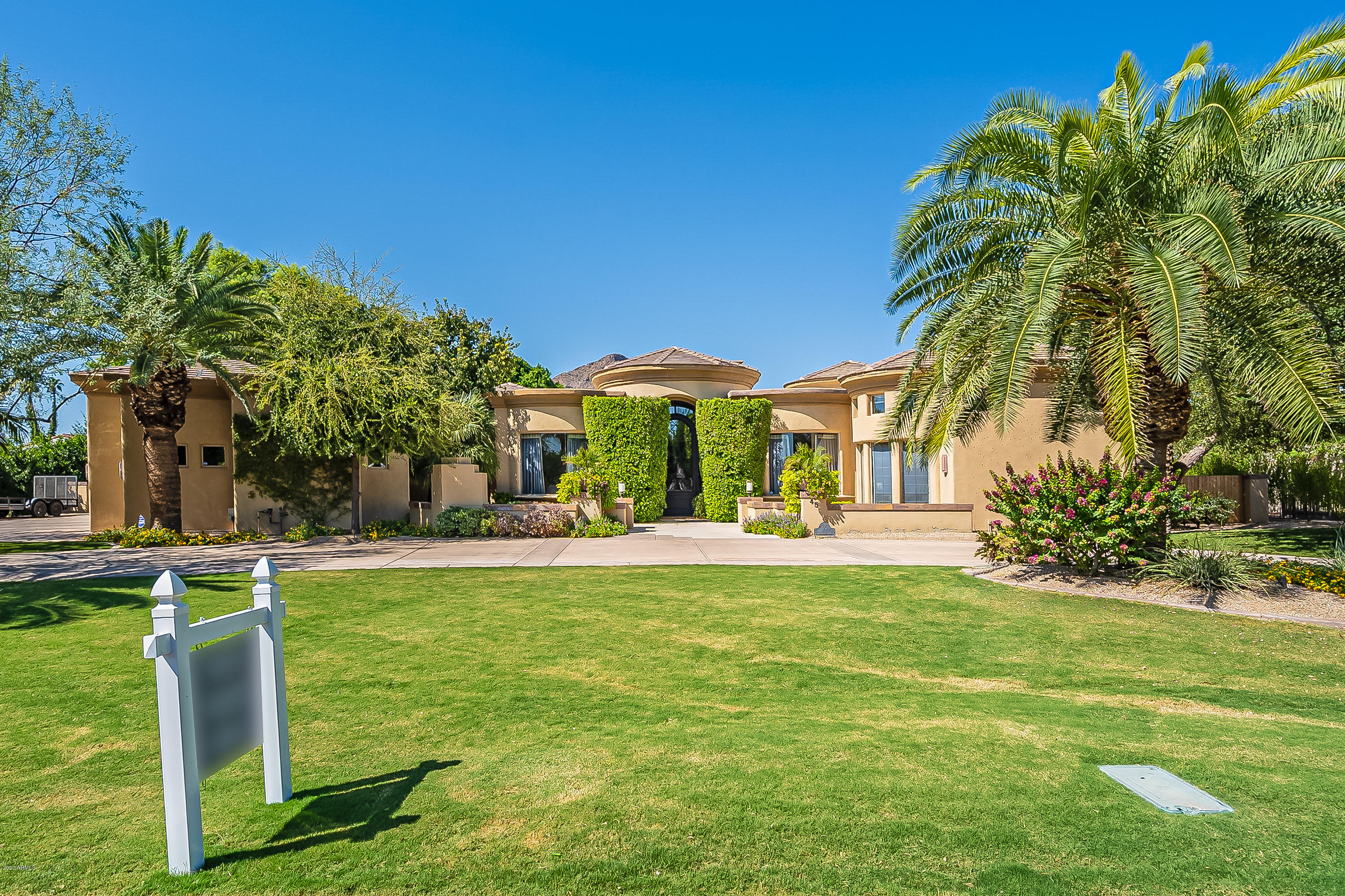 CASA BLANCA ESTATES LOT 20-37 & TR A - Residential