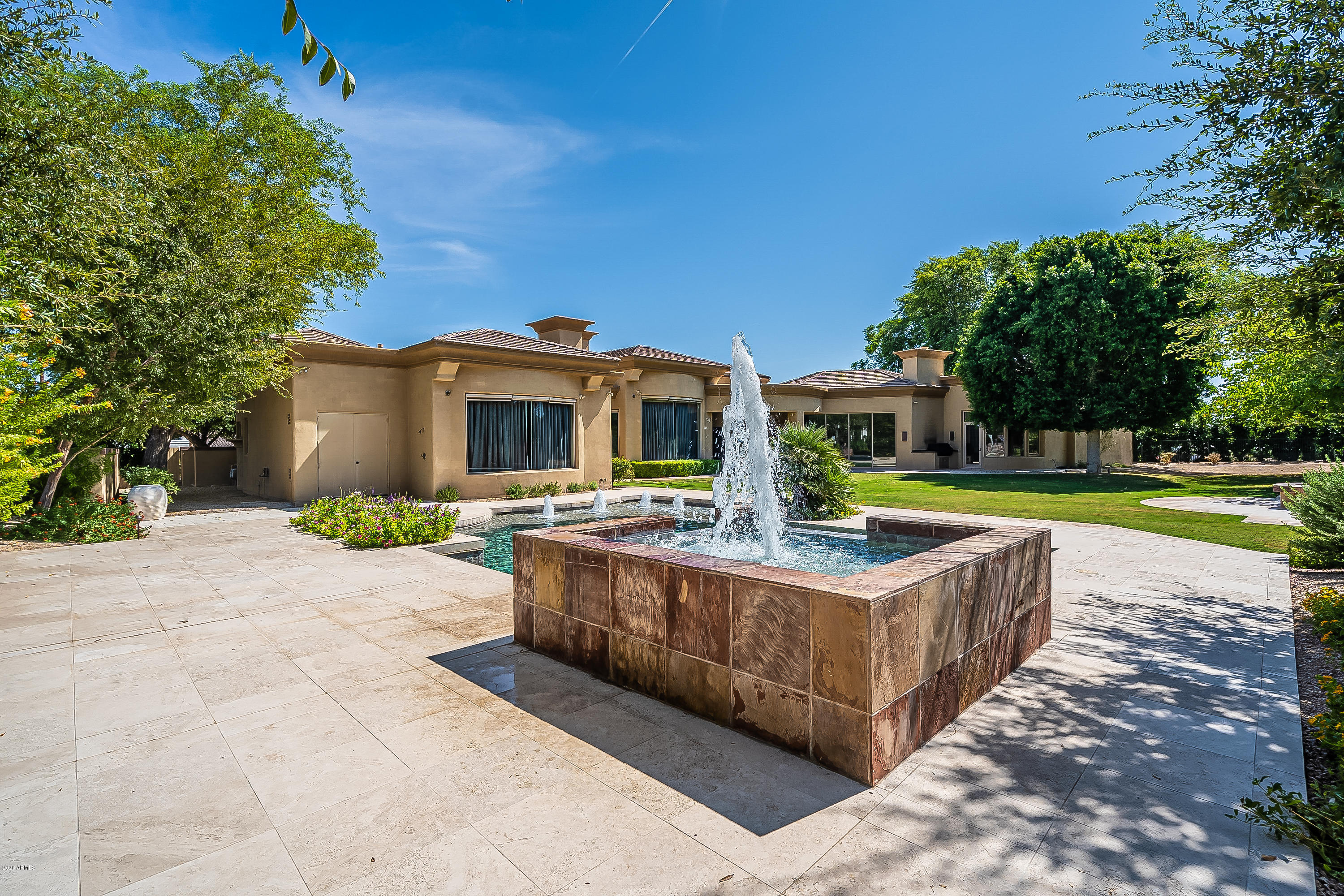 CASA BLANCA ESTATES LOT 20-37 & TR A - Residential