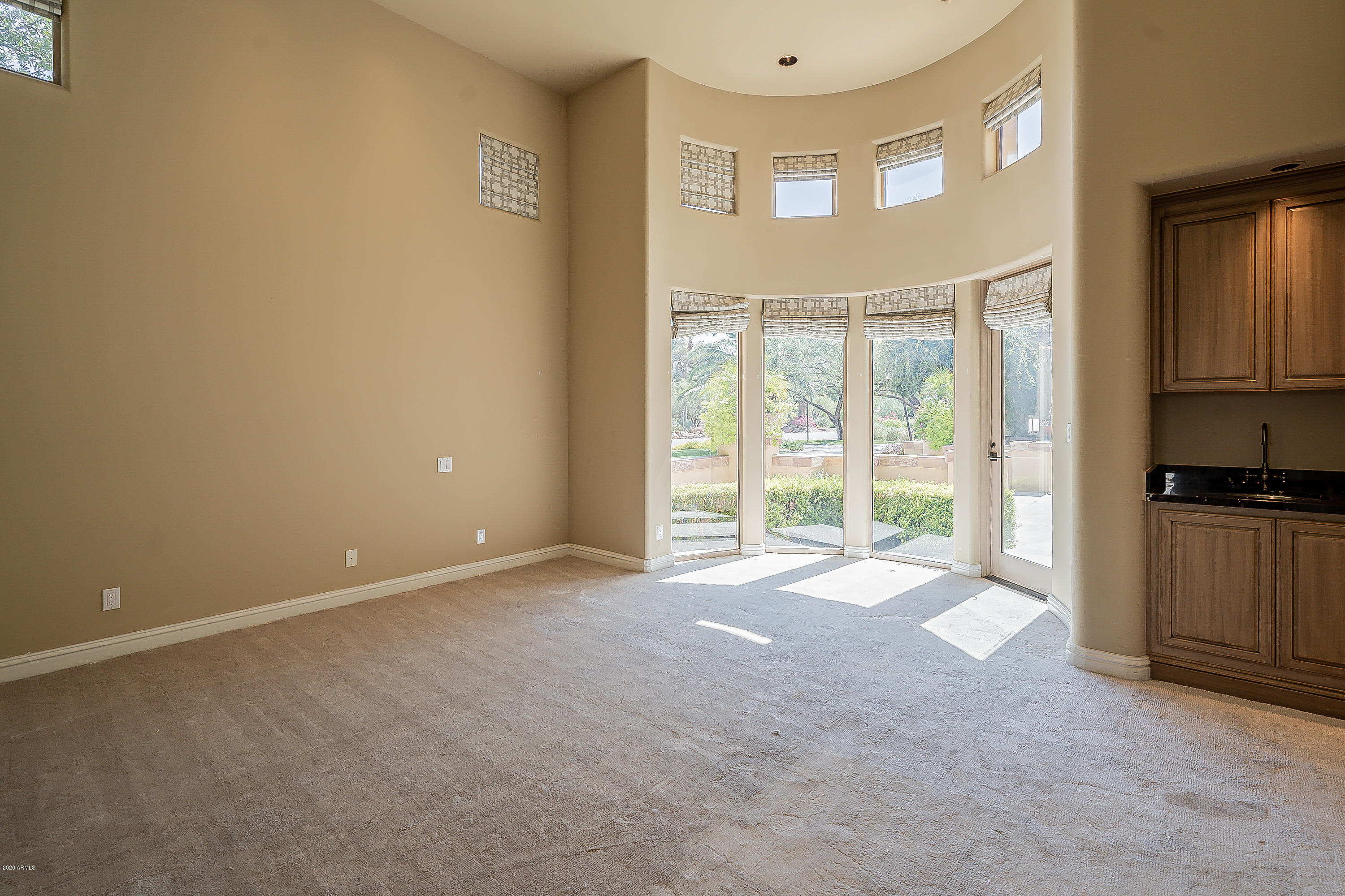 CASA BLANCA ESTATES LOT 20-37 & TR A - Residential
