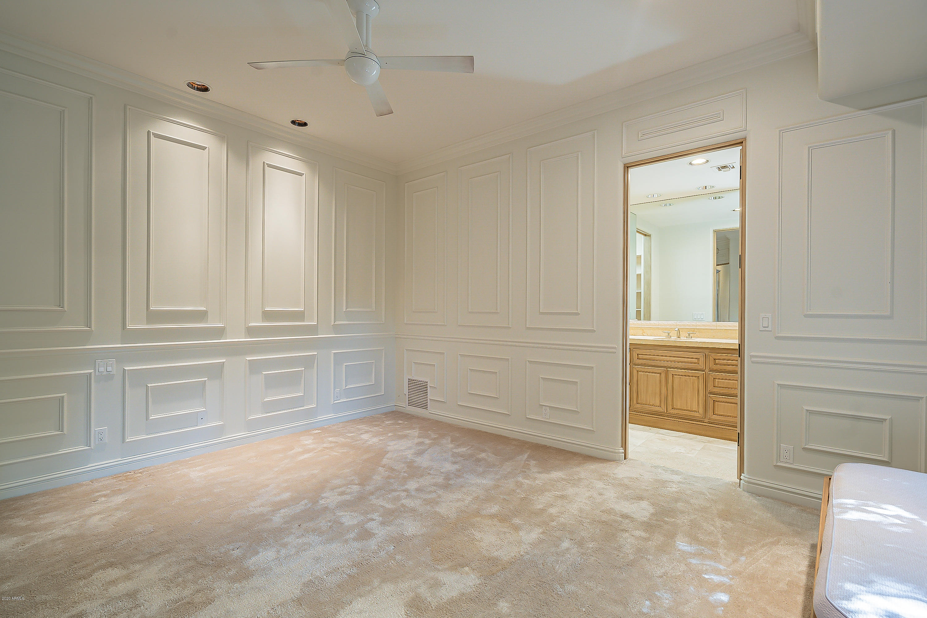 CASA BLANCA ESTATES LOT 20-37 & TR A - Residential