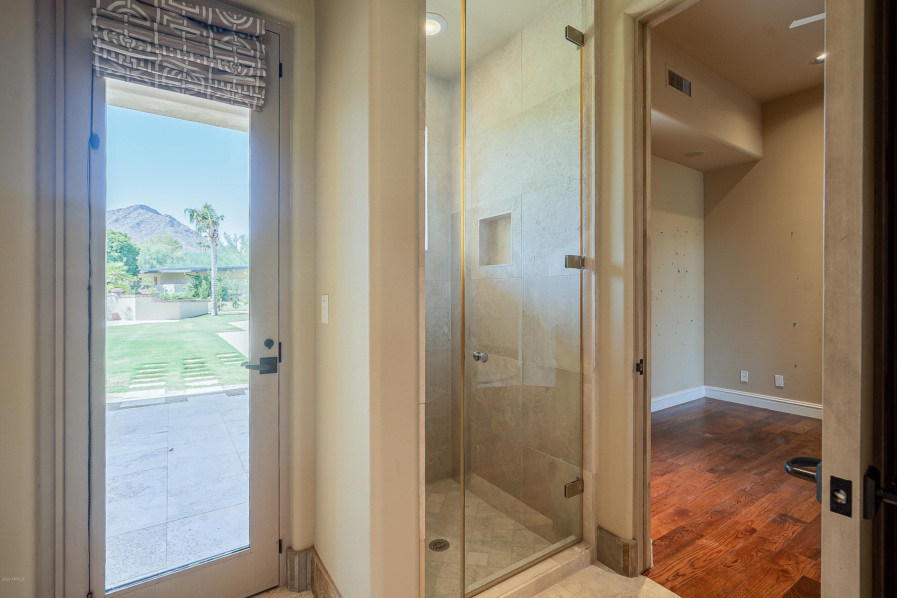 CASA BLANCA ESTATES LOT 20-37 & TR A - Residential
