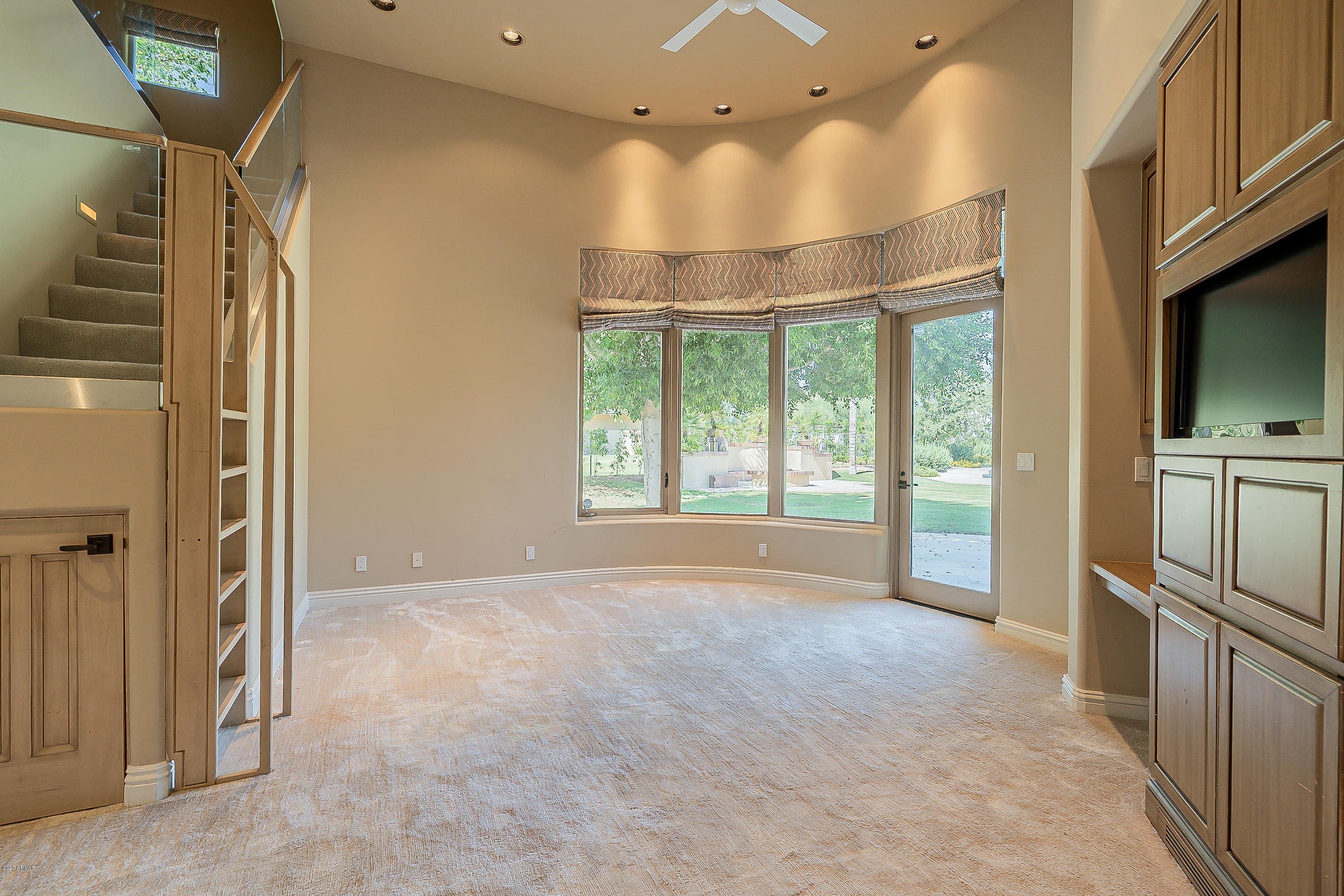 CASA BLANCA ESTATES LOT 20-37 & TR A - Residential