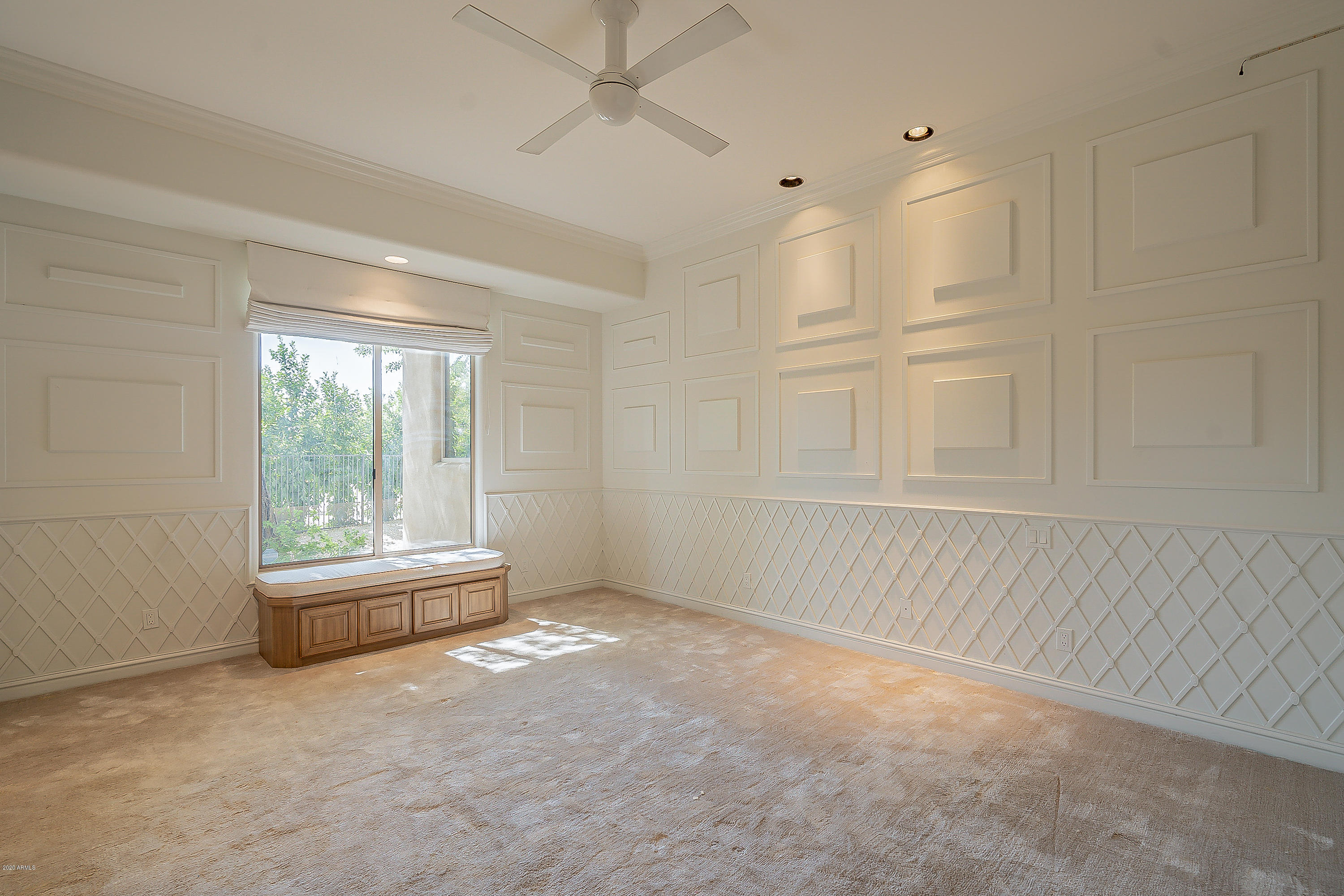 CASA BLANCA ESTATES LOT 20-37 & TR A - Residential