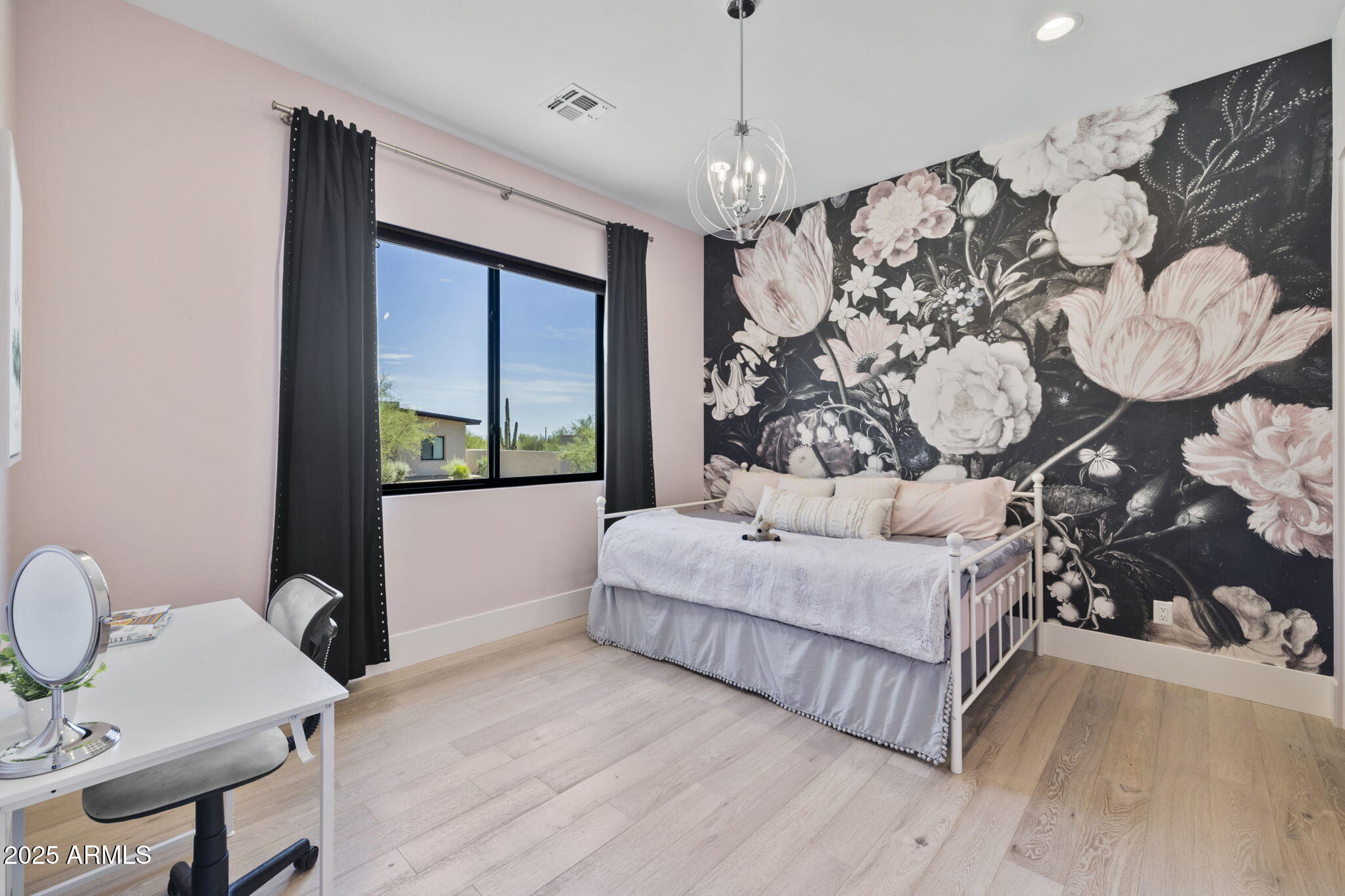 PINNACLE PEAK PLACE - Residential