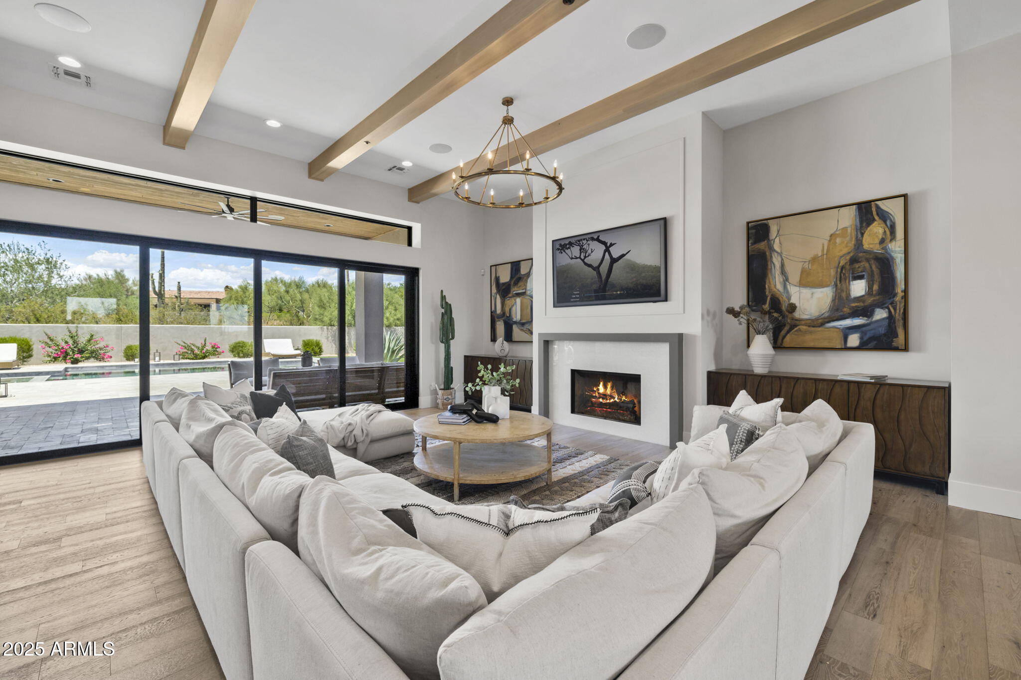 PINNACLE PEAK PLACE - Residential