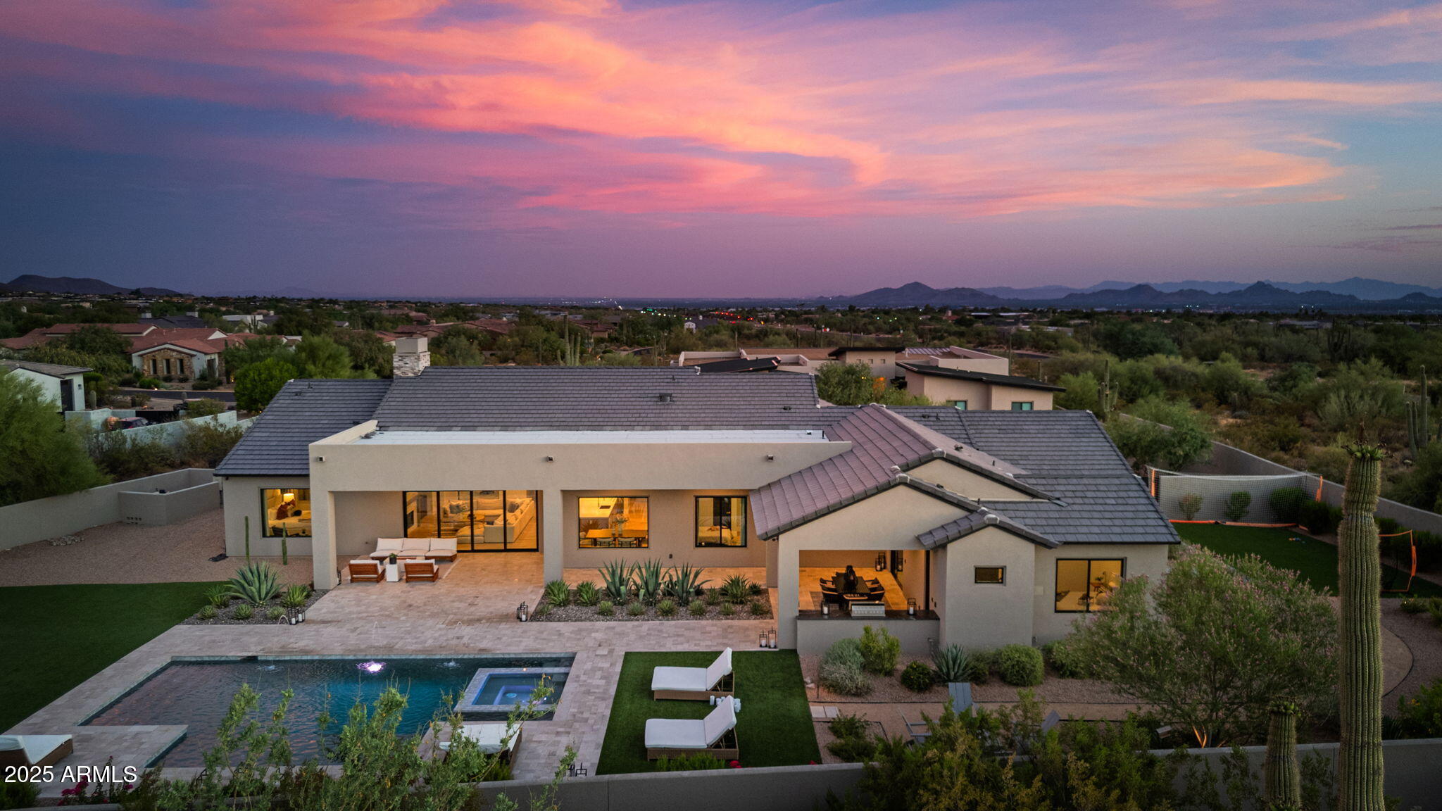 PINNACLE PEAK PLACE - Residential