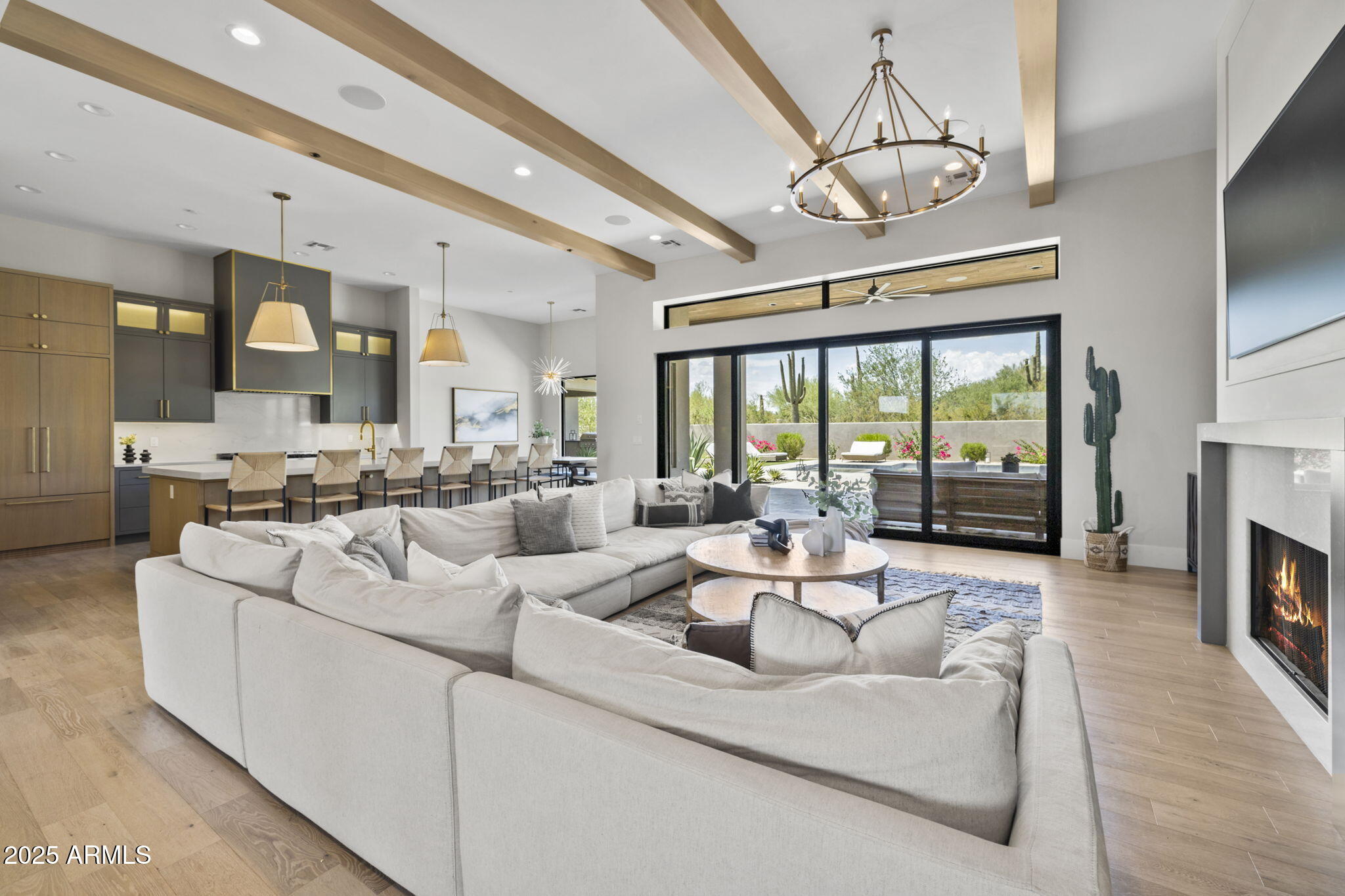 PINNACLE PEAK PLACE - Residential