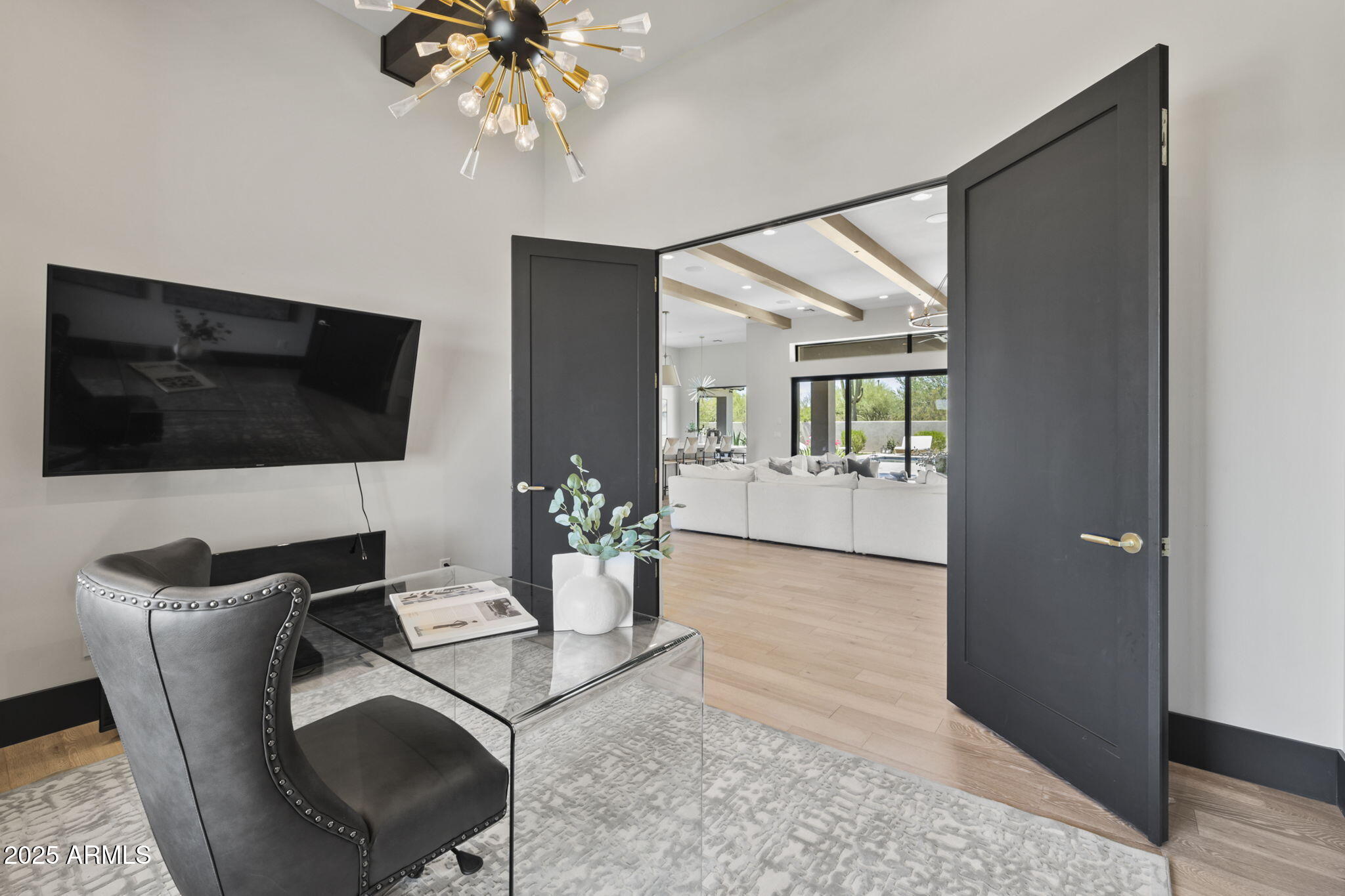 PINNACLE PEAK PLACE - Residential