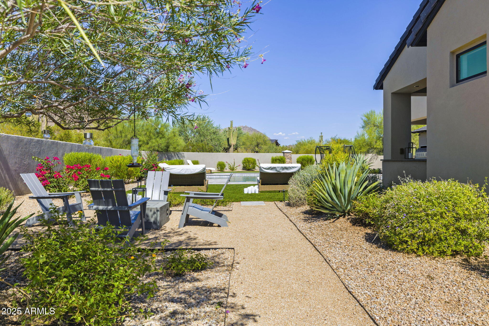 PINNACLE PEAK PLACE - Residential