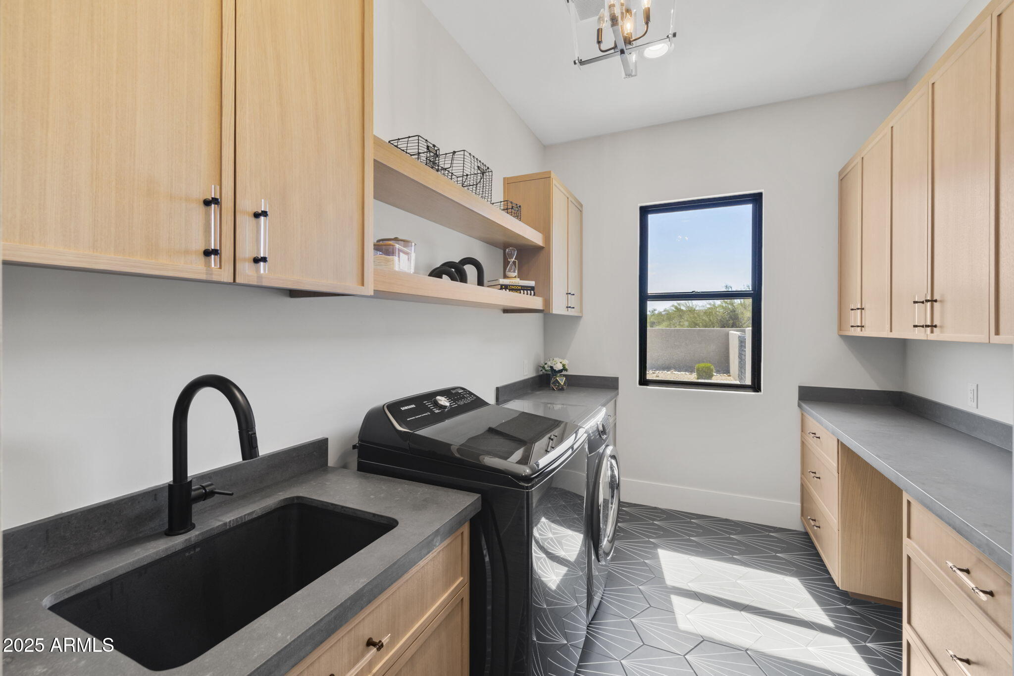 PINNACLE PEAK PLACE - Residential