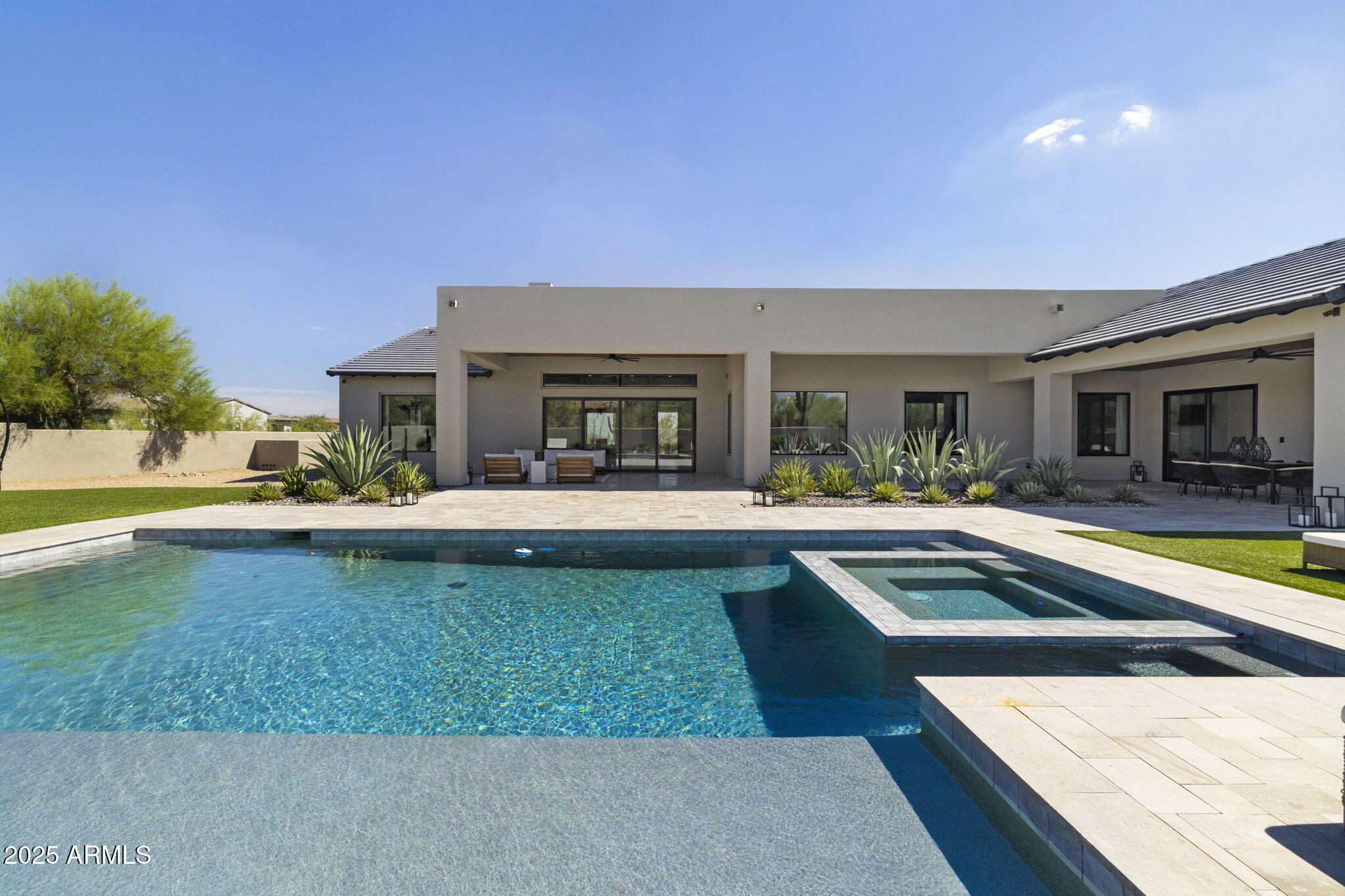 PINNACLE PEAK PLACE - Residential