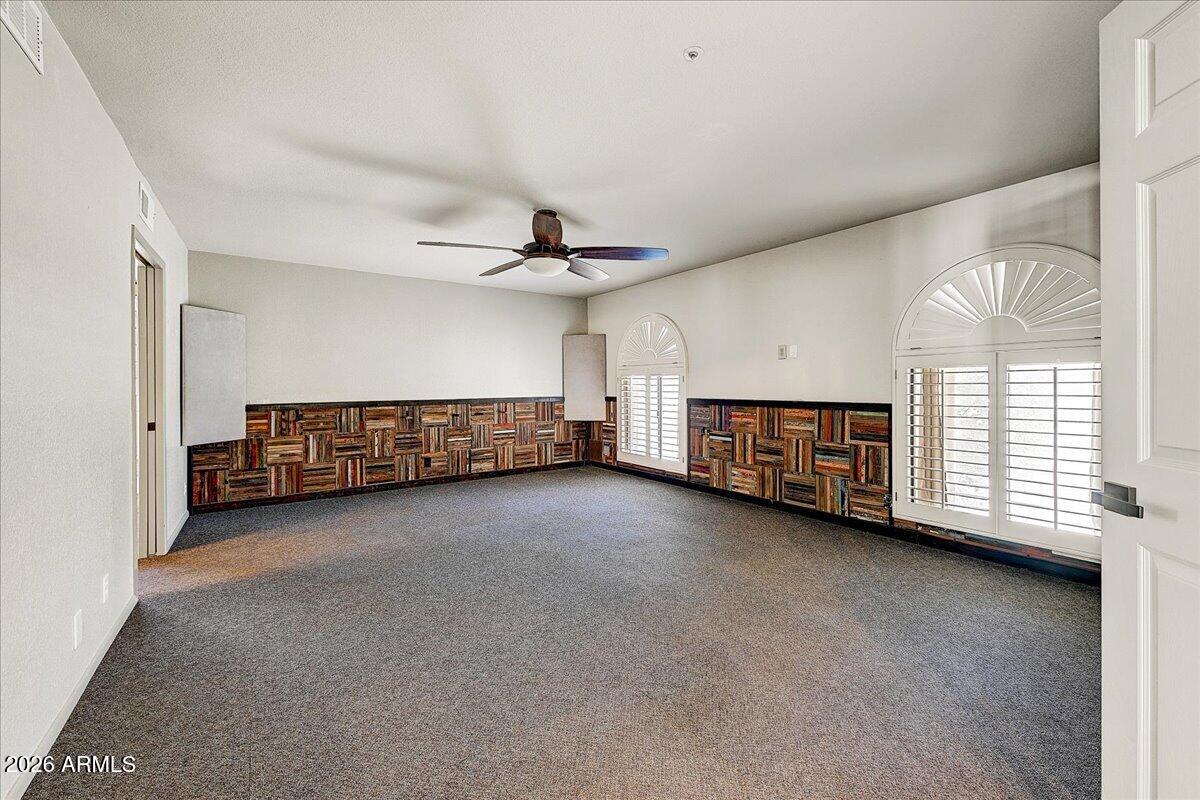 EAGLES EYRE 2 - Residential