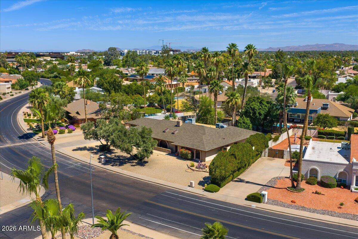 EAGLES EYRE 2 - Residential